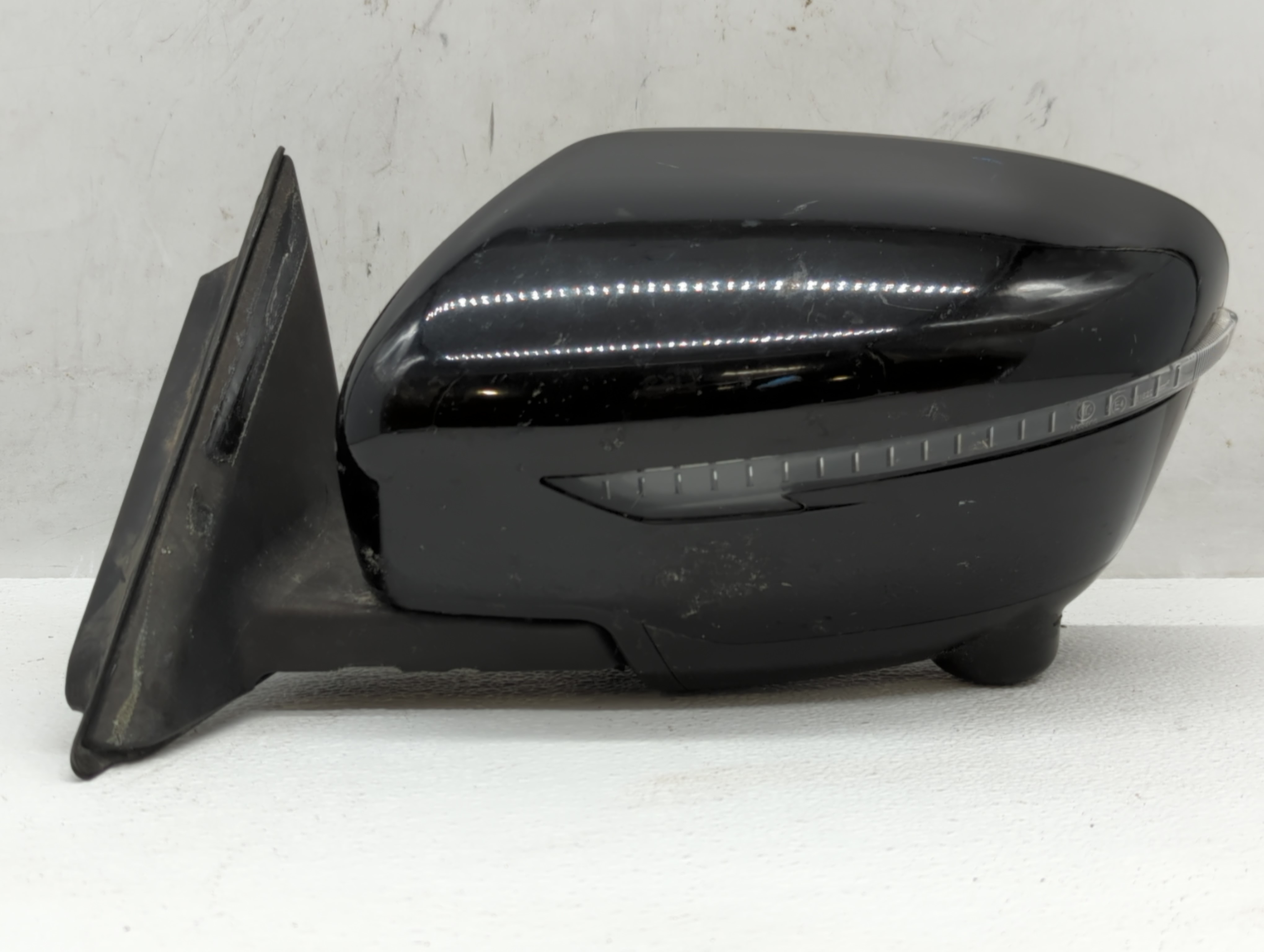 2014 Nissan Rogue Driver Left Side View Manual Door Mirror Black 598644 - Oemusedautoparts1.com