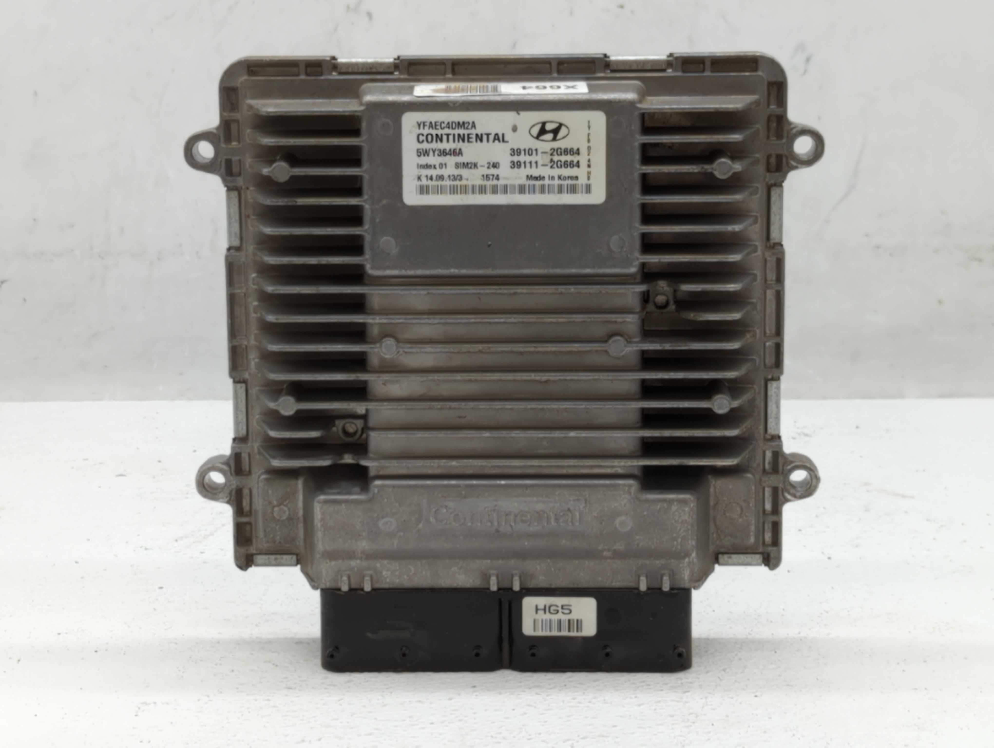 Picture of 2011-2014 Hyundai Sonata Engine Computer Ecu Pcm Ecm Pcu Oem 39101-2g664 598739