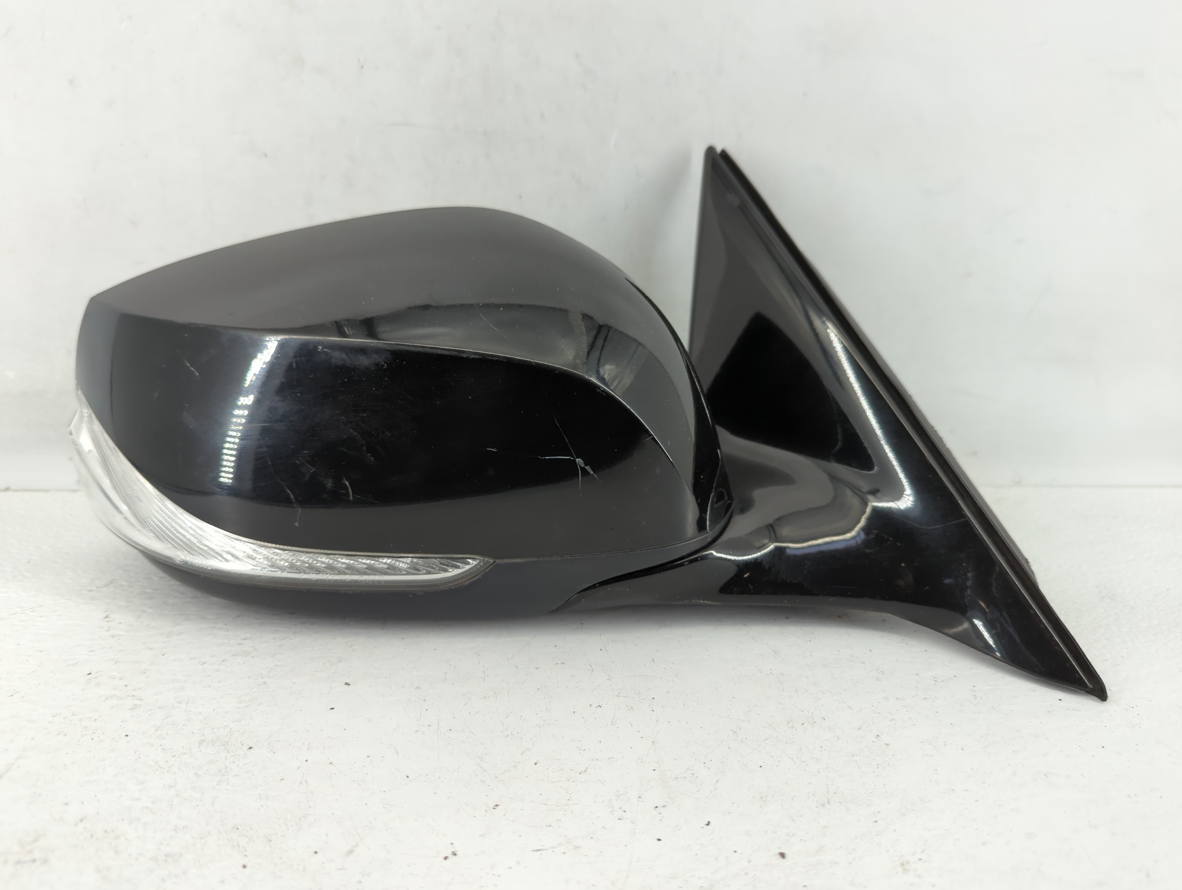 Picture of 2016-2019 Infiniti Q50 Driver Left Side View Manual Door Mirror Black 599053