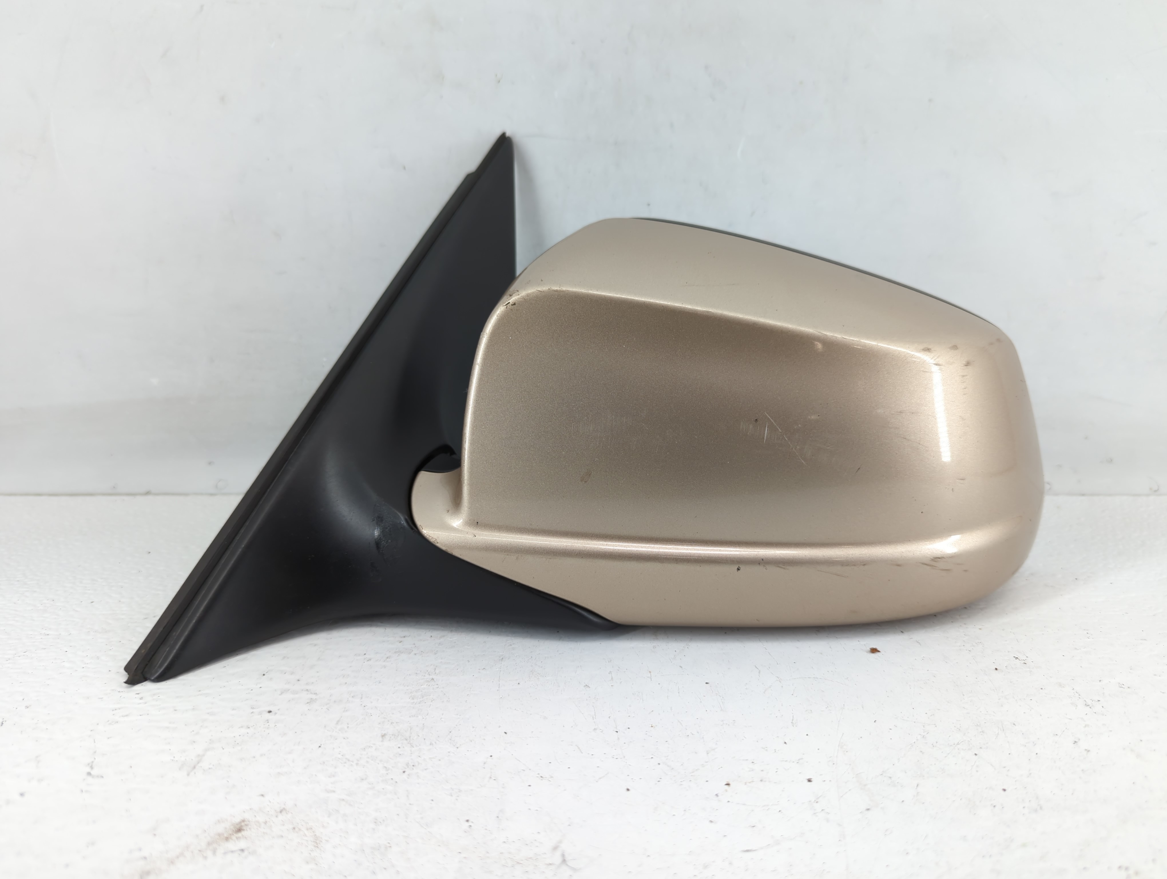 2011-2012 Bmw 535i Driver Left Side View Power Door Mirror Gold 599272 - Oemusedautoparts1.com