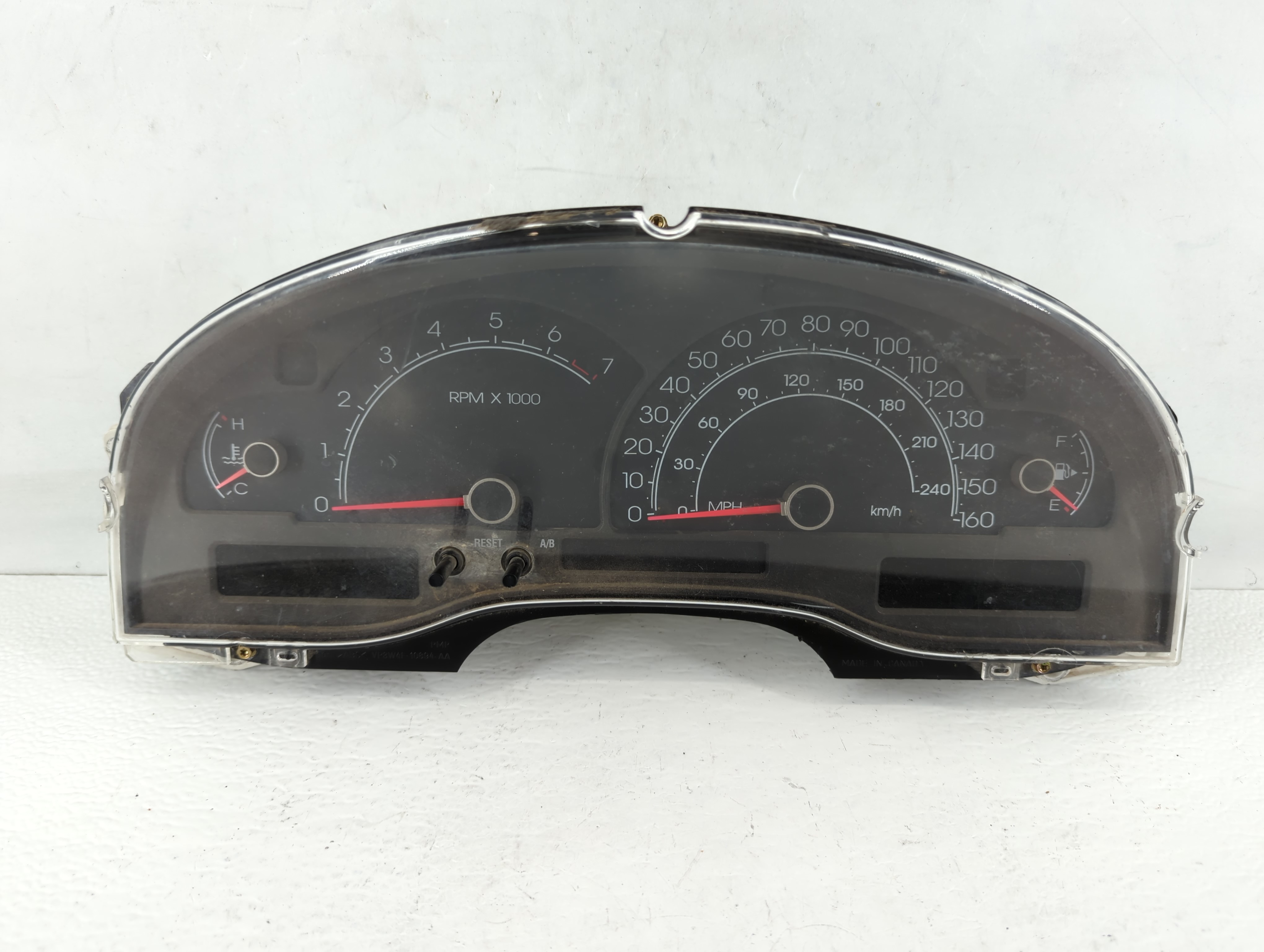 2005 Lincoln Ls Speedometer Instrument Cluster Gauges Xw4f-10a855-a 599471 - Oemusedautoparts1.com