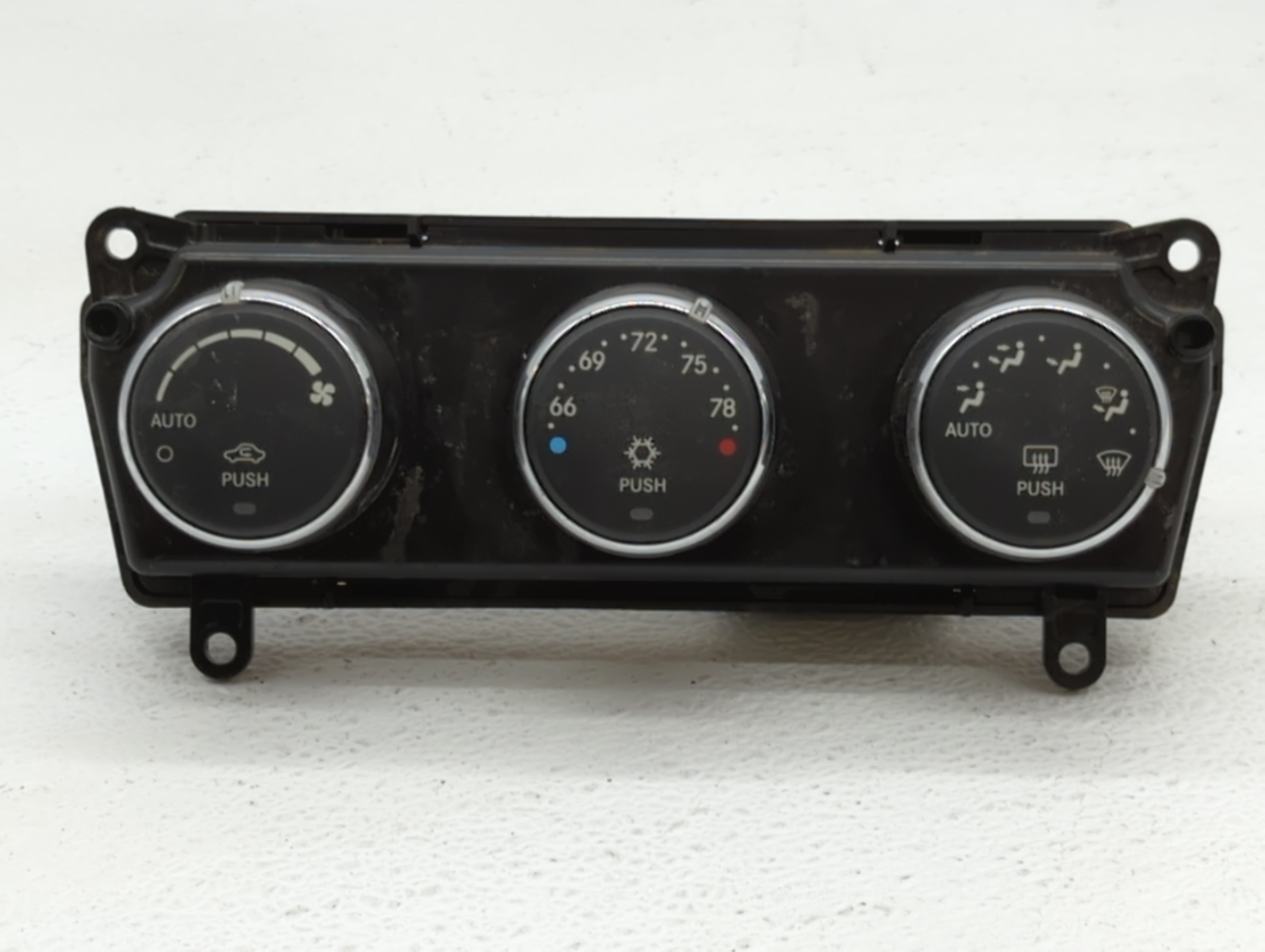 Picture of 2011-2014 Chrysler 200 Ac Heater Rear Climate Control P55111888ai 600552