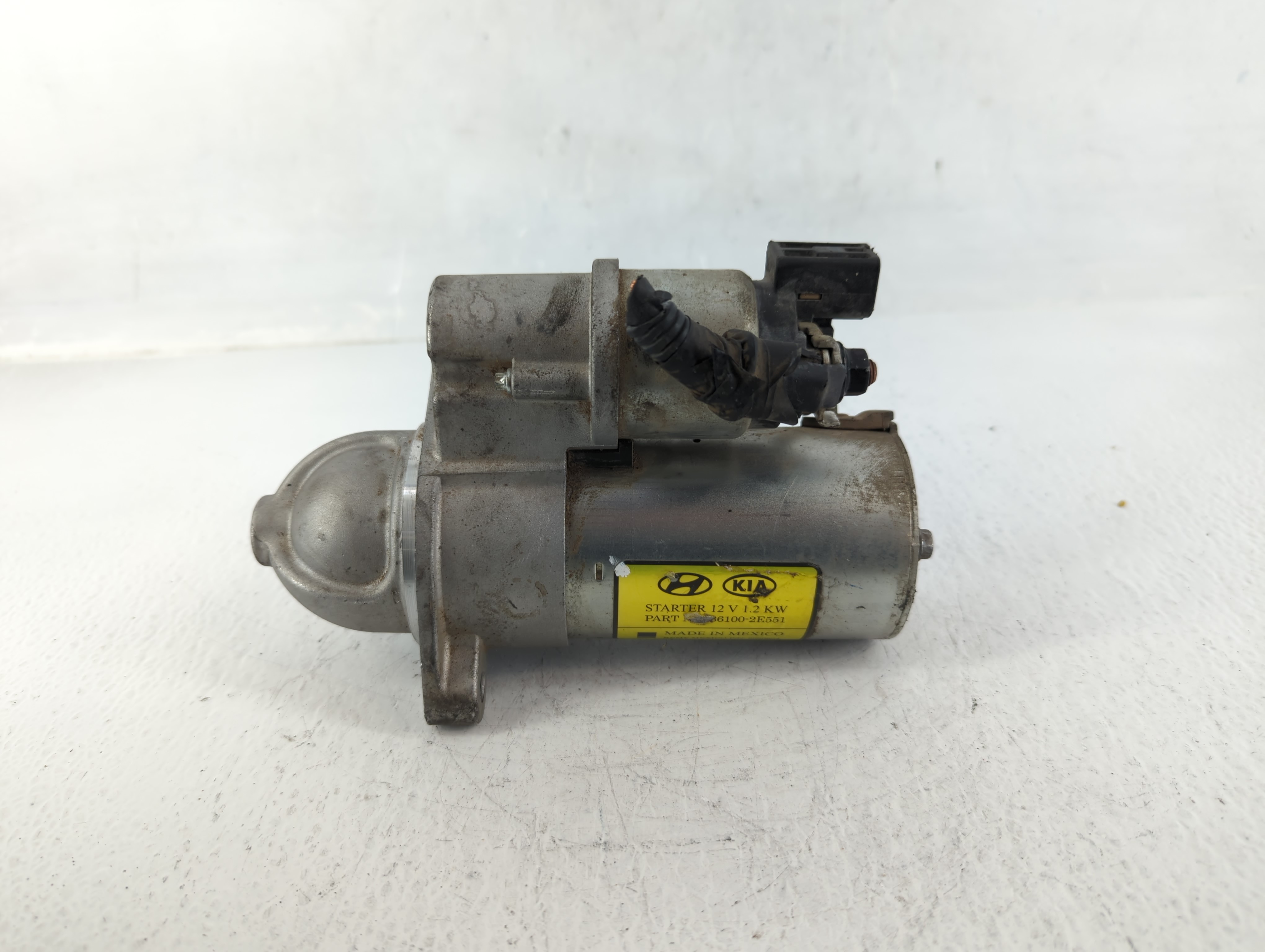 Picture of 2013-2014 Hyundai Elantra Car Starter Motor Solenoid Oem 601345