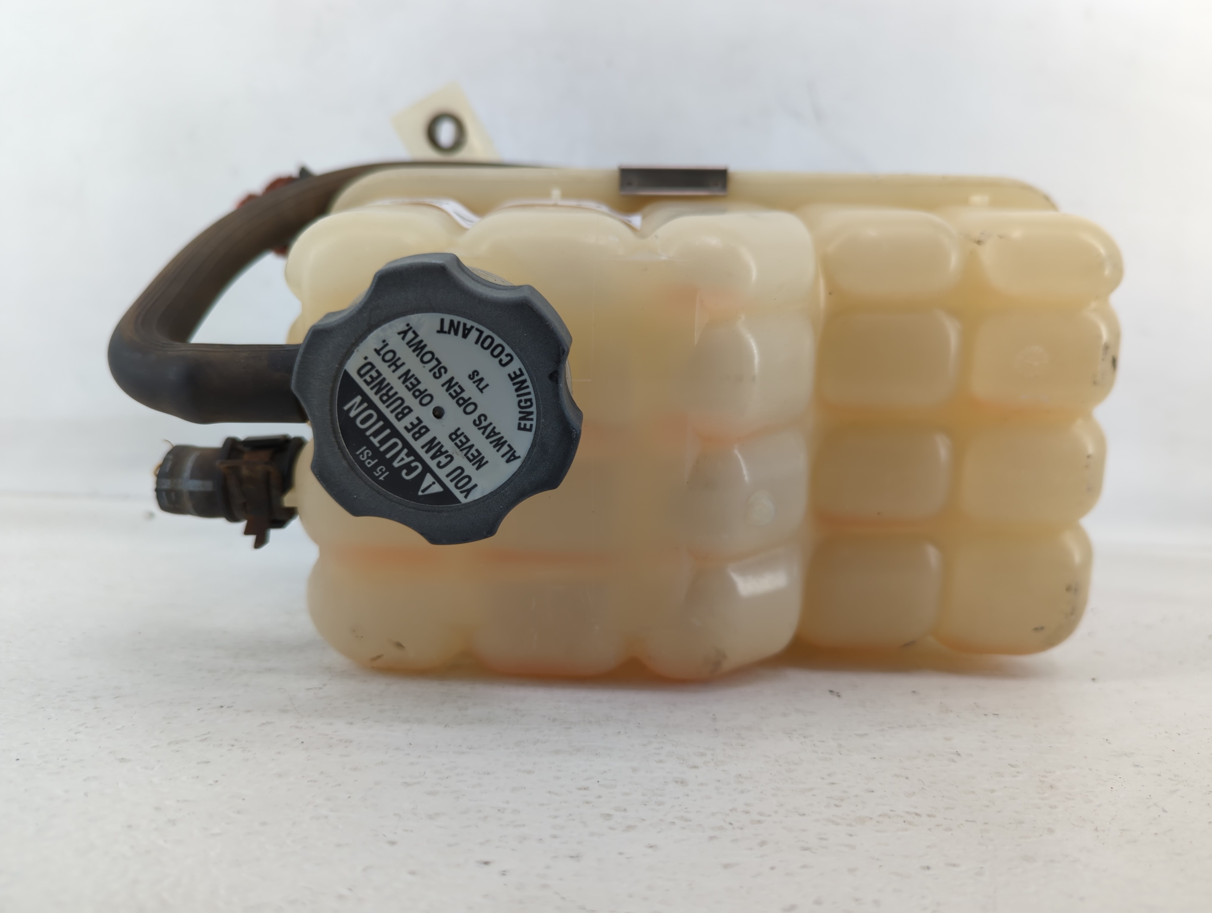 Radiator Coolant Overflow Expansion Tank Bottle 601797 - Oemusedautoparts1.com