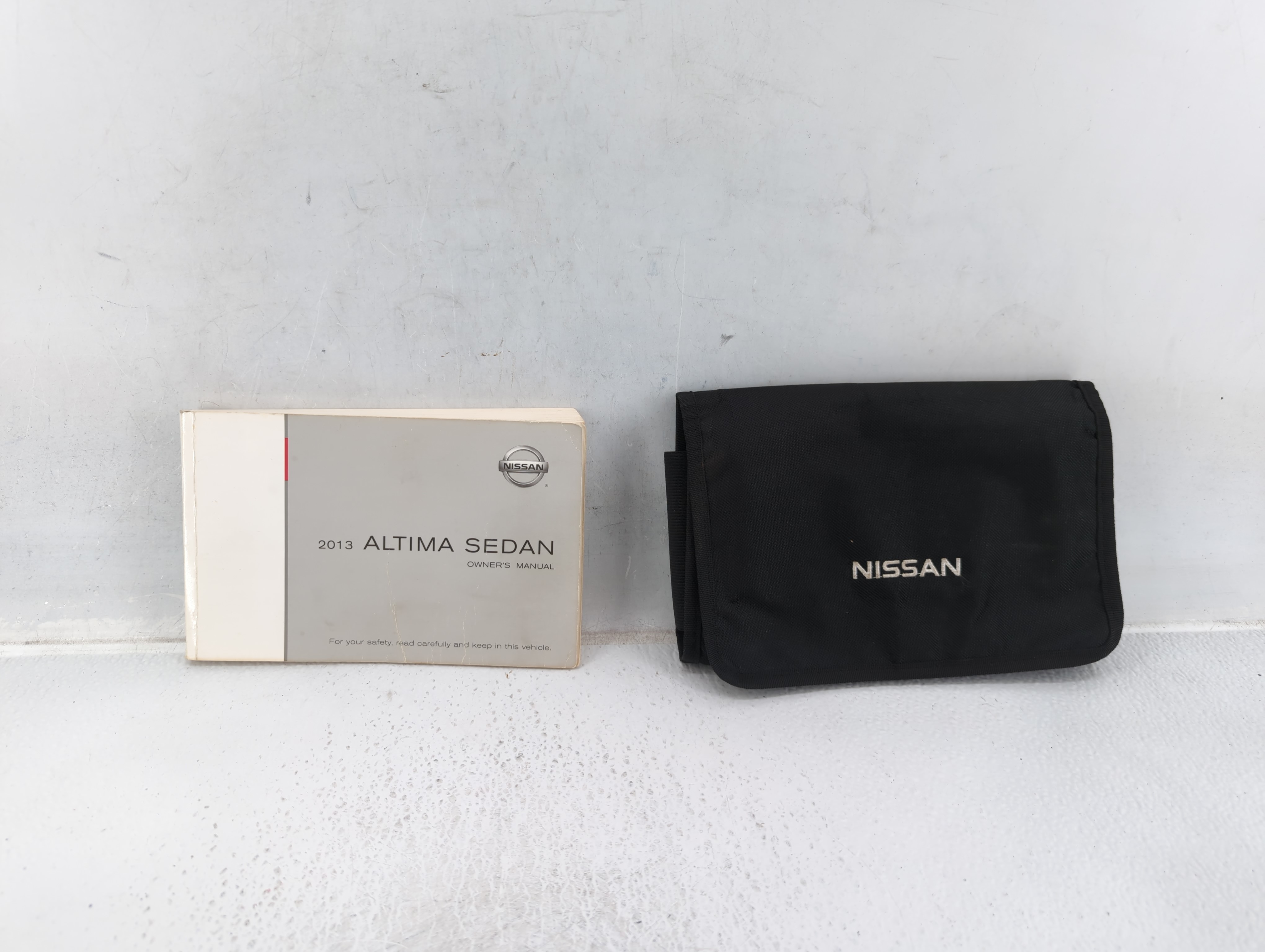 2013 Nissan Altima Owners Manual Book Guide 603338 - Oemusedautoparts1.com