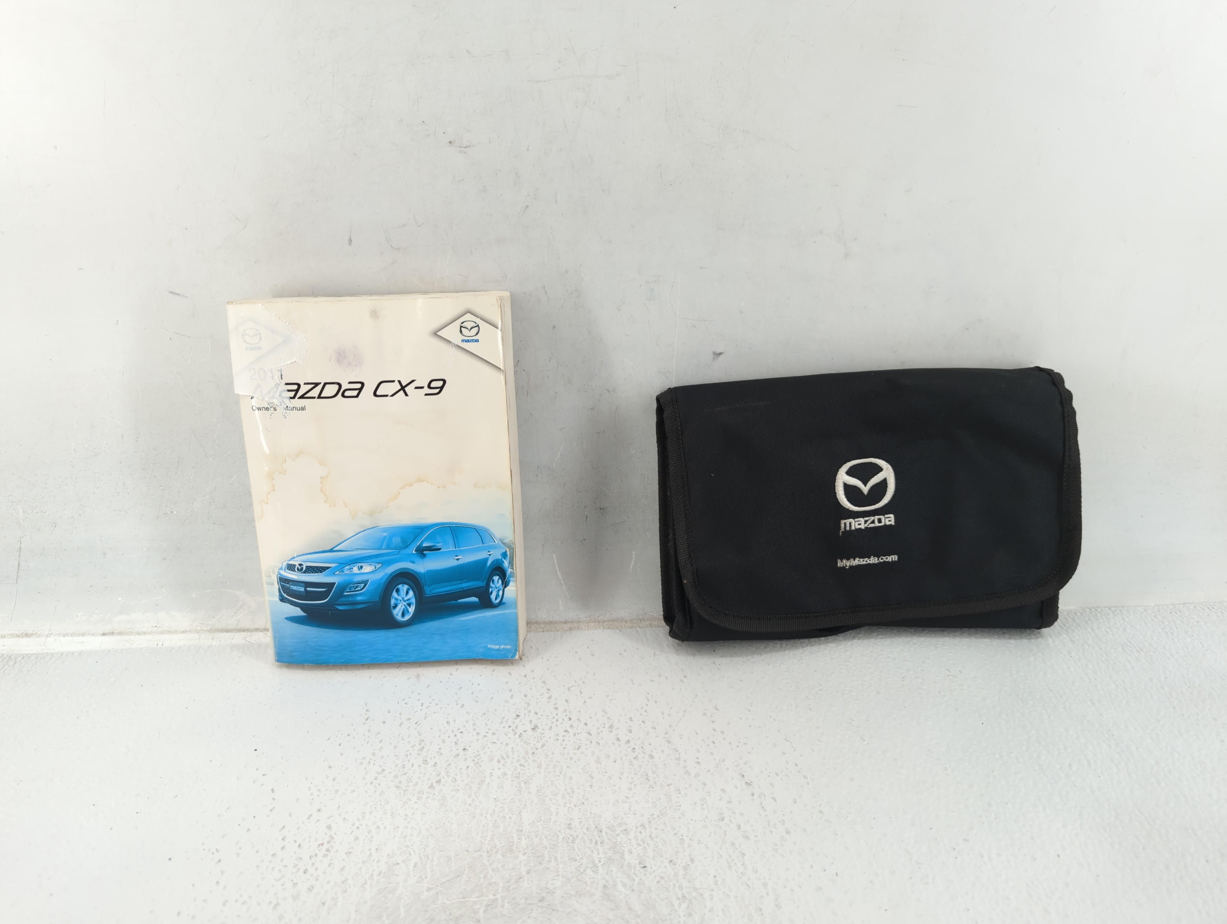 Picture of 2011 Mazda Cx-9 Owners Manual Book Guide 603346
