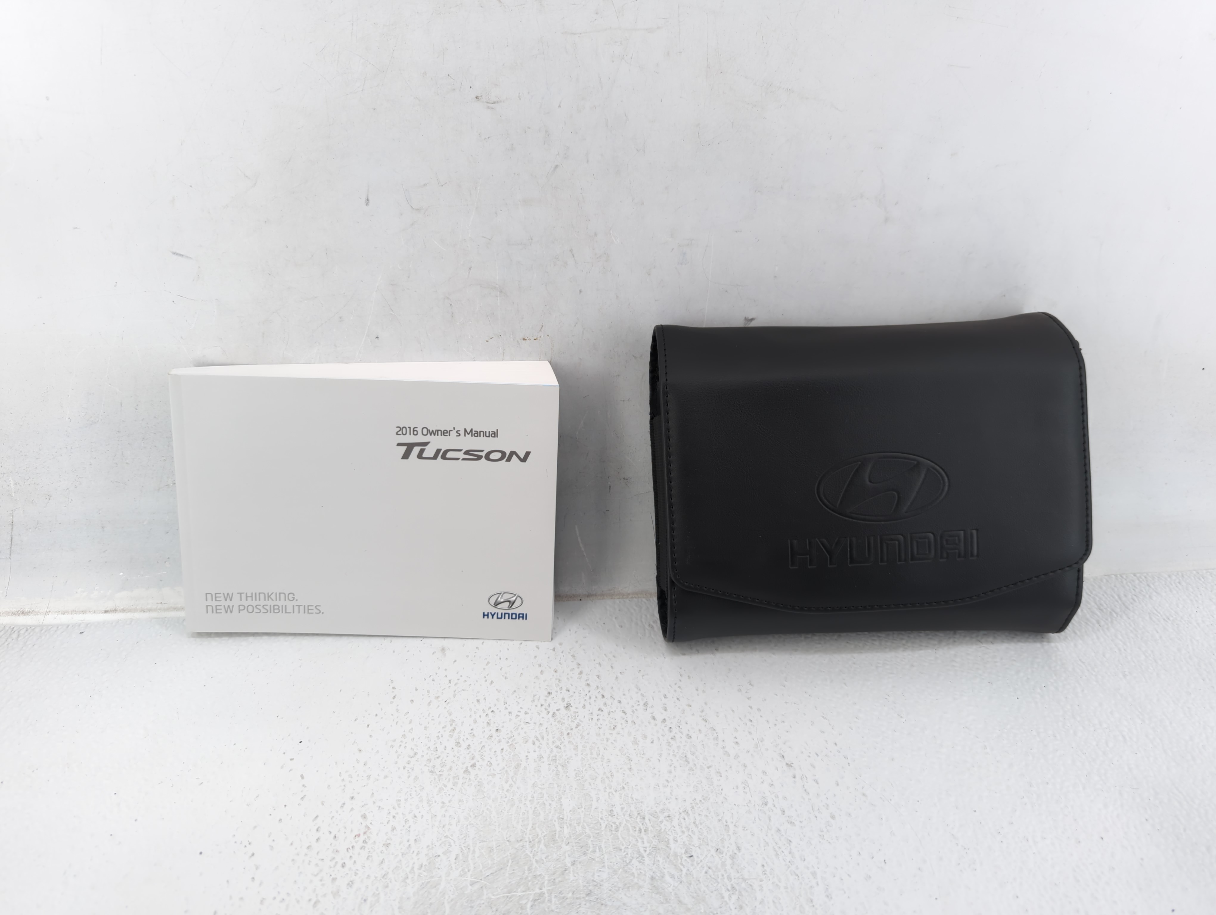Picture of 2016 Hyundai Tucson Owners Manual Book Guide 603357
