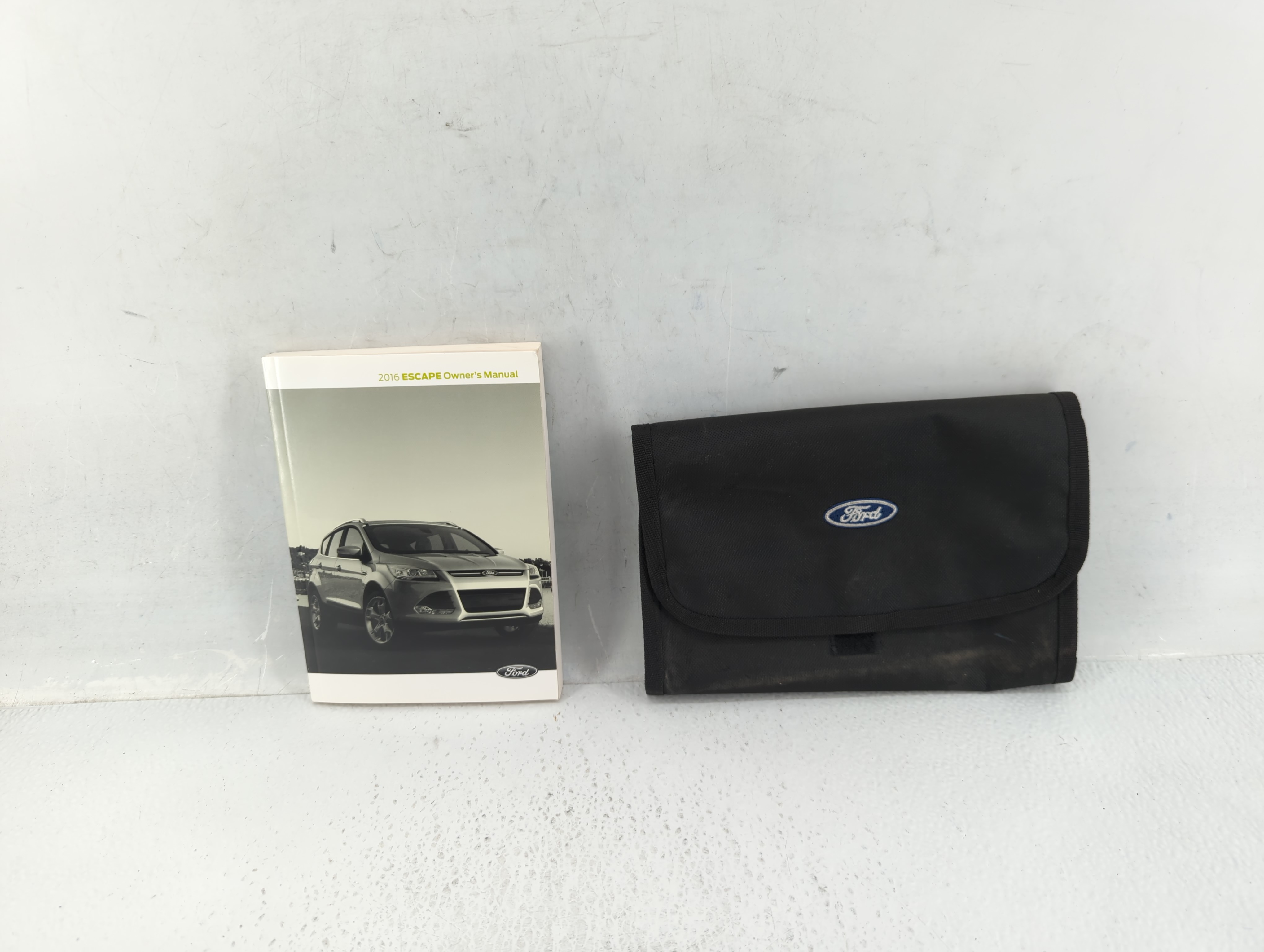 2016 Ford Escape Owners Manual Book Guide 603365 - Oemusedautoparts1.com