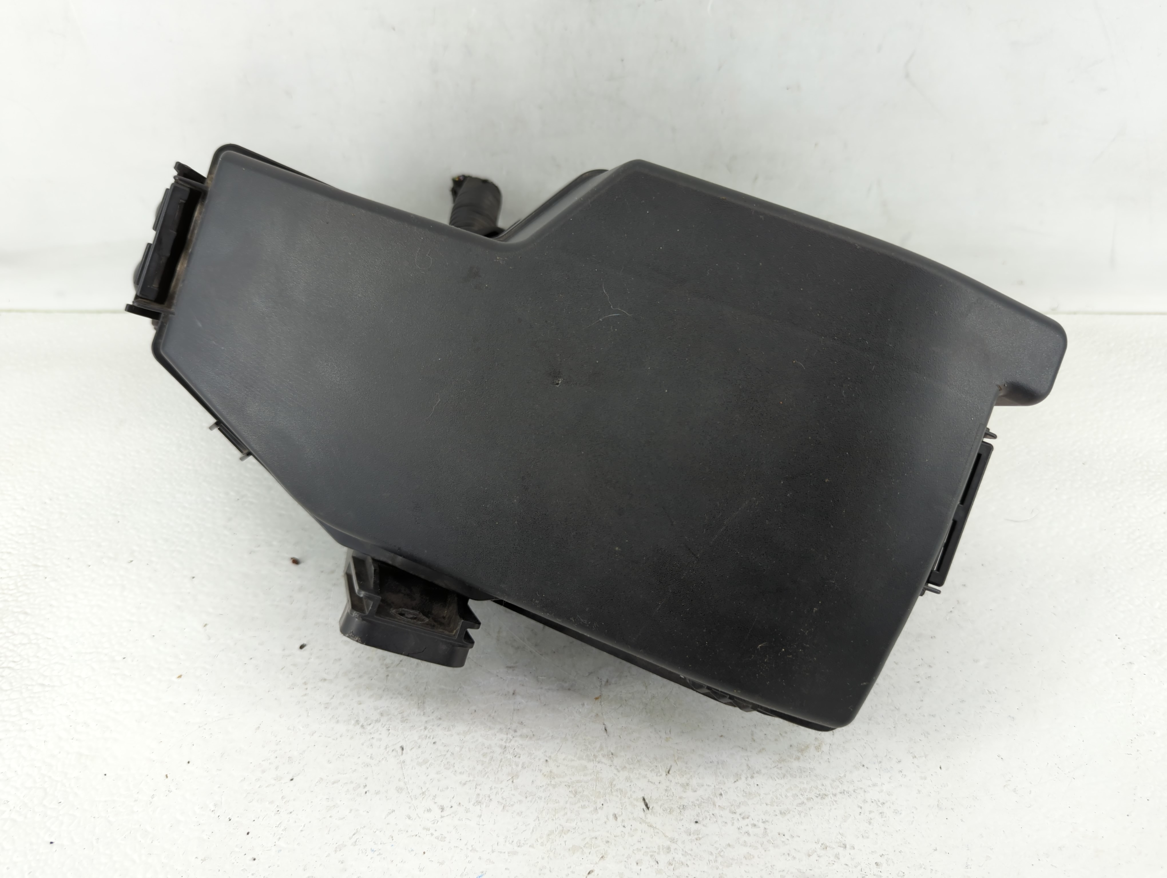 Picture of 2016 Nissan Murano Fusebox Fuse Box Relay Module 7254-5763-30 603884