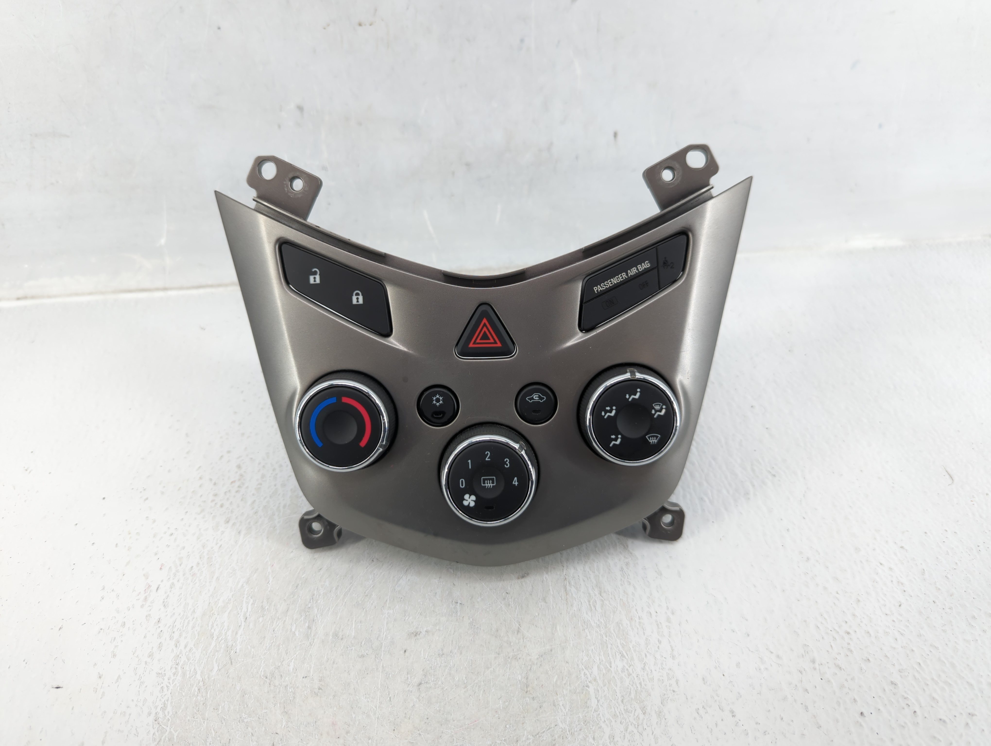 2013 Chevrolet Sonic Ac Heater Climate Control 95266757|96892119|95332699 605649 - Oemusedautoparts1.com