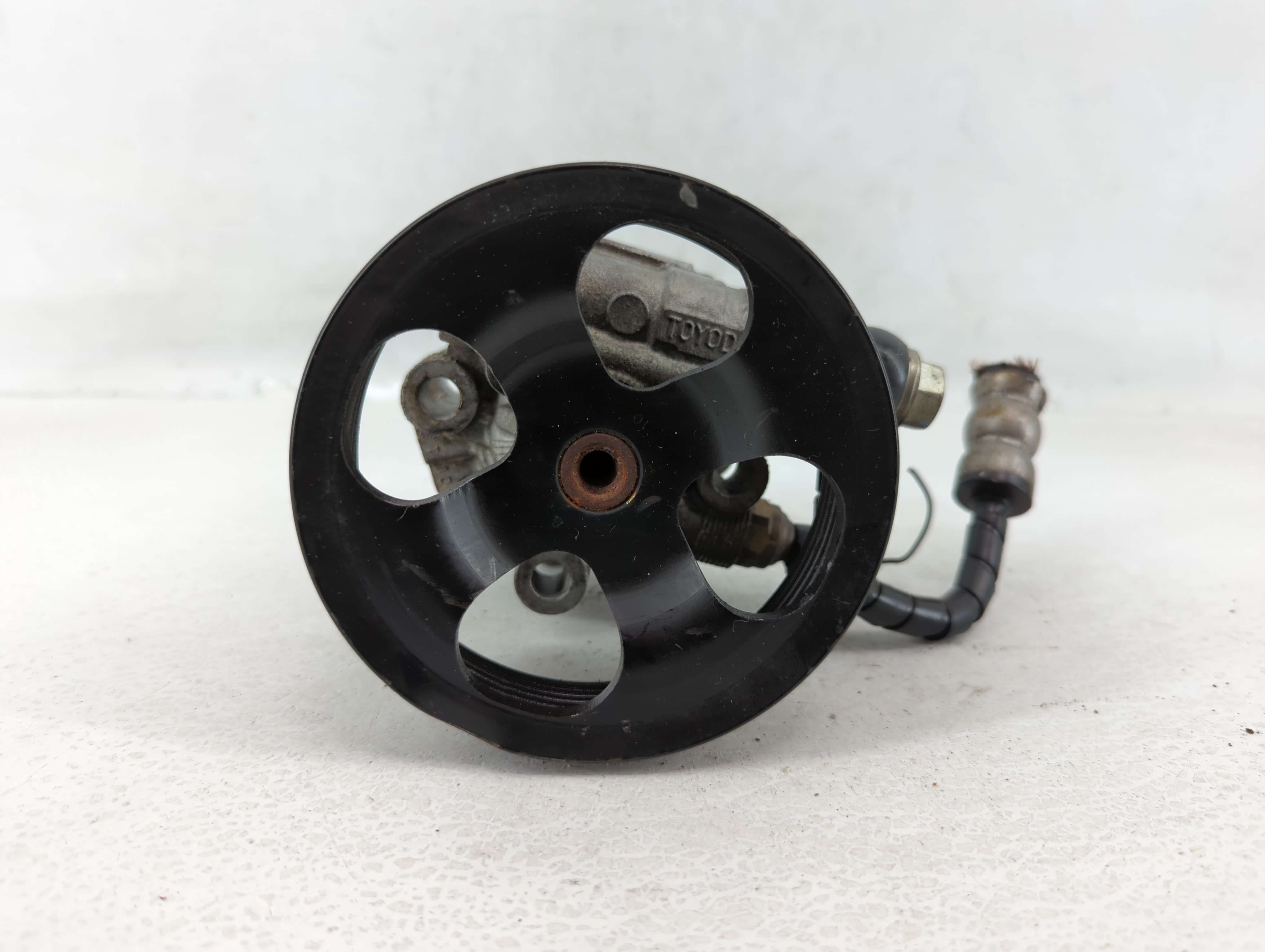 2003-2005 Subaru Forester Power Steering Column Pump Oem 606016 - Oemusedautoparts1.com
