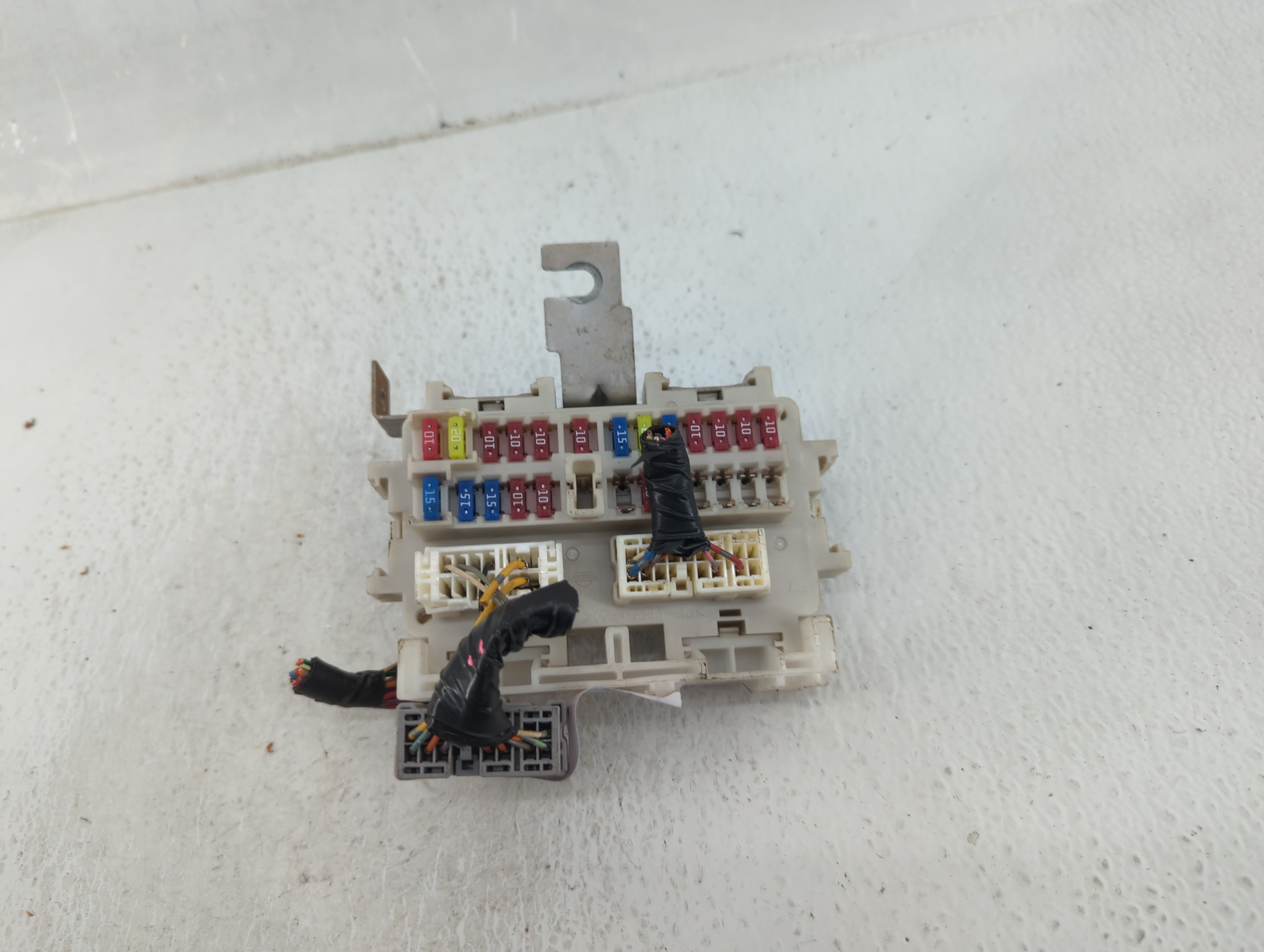 2008 Nissan Sentra Fusebox Fuse Box Relay Module 607093 - Oemusedautoparts1.com