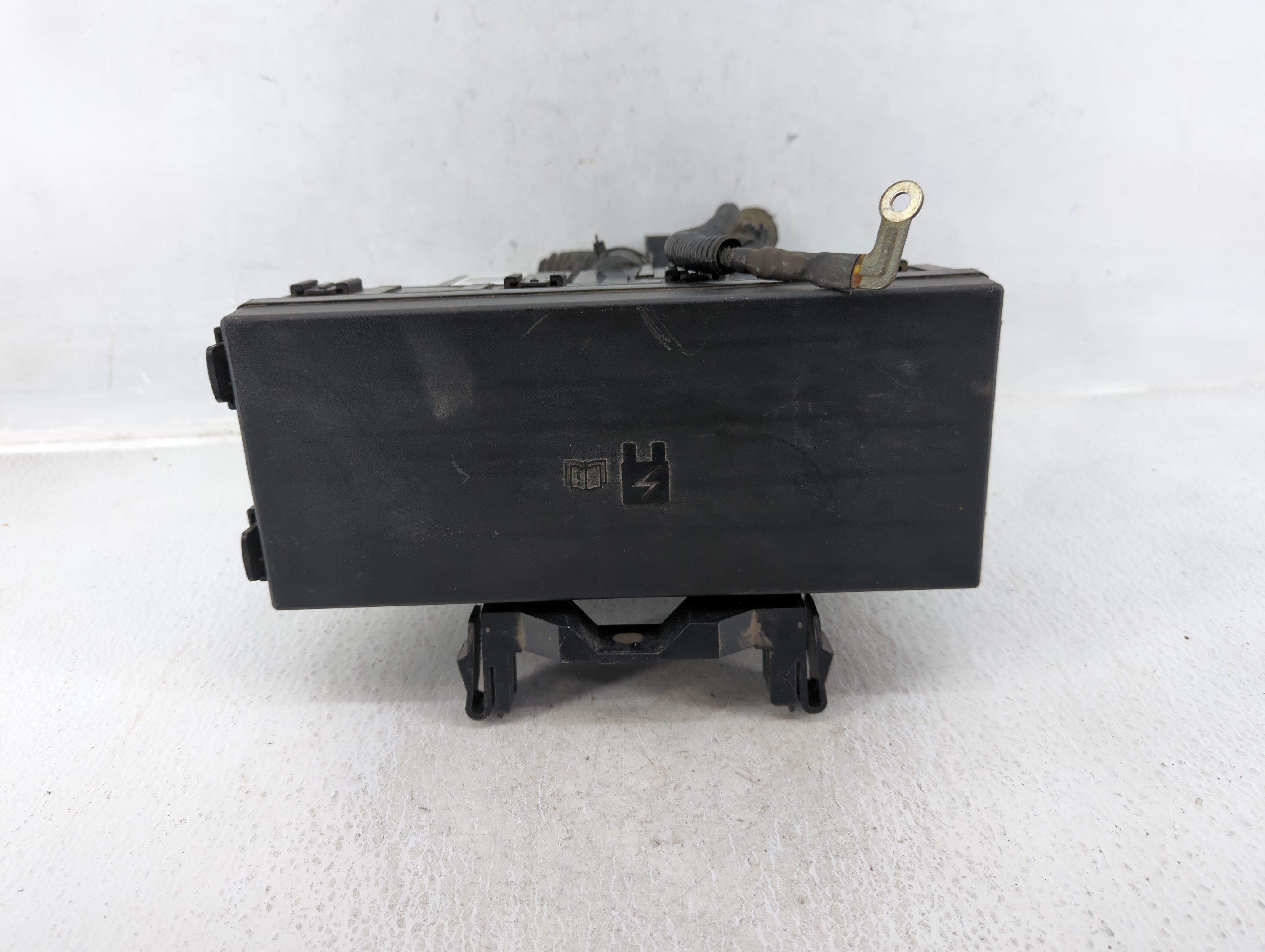 2012-2014 Ford Edge Fusebox Fuse Box Relay Module Ct4t-14290-lh 607098 - Oemusedautoparts1.com