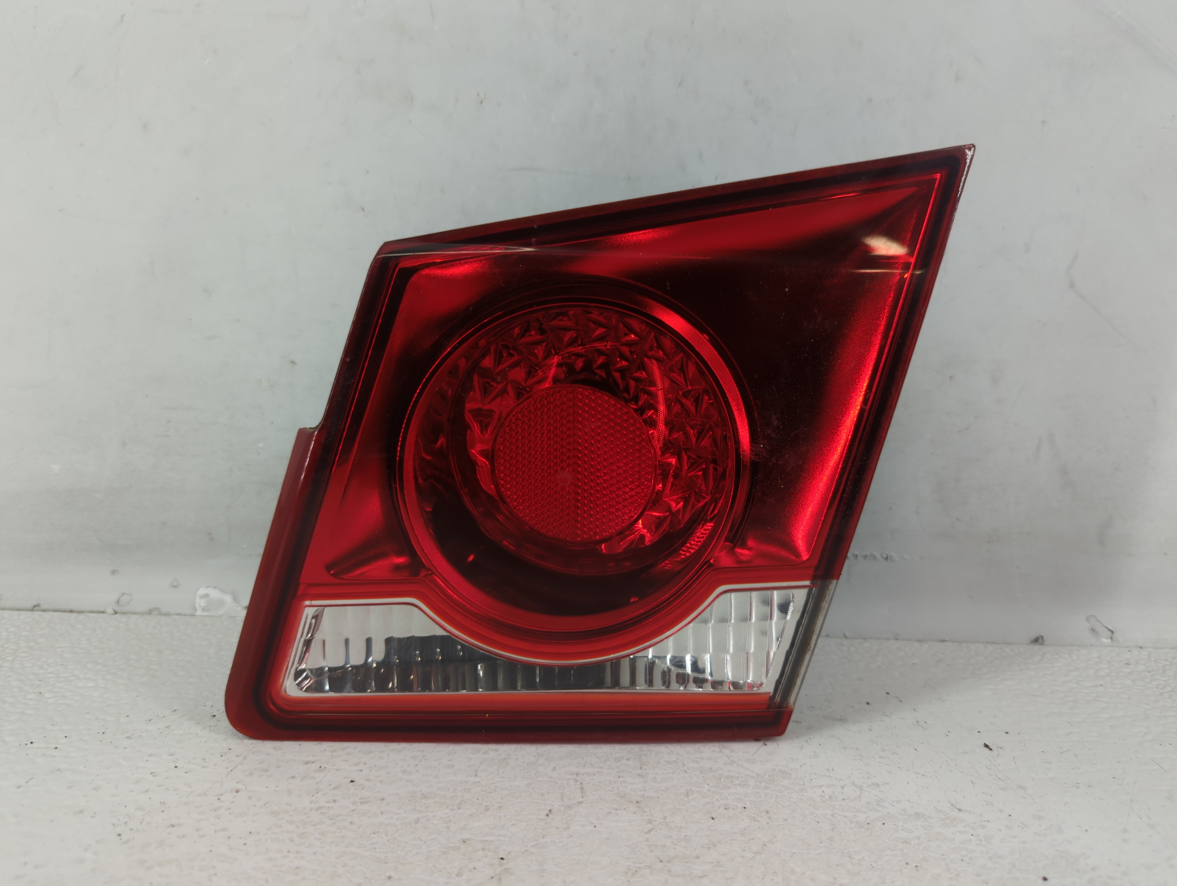 Picture of Chevrolet Cruze Limited Passenger Right Side Tail Light Taillight Oem 607371