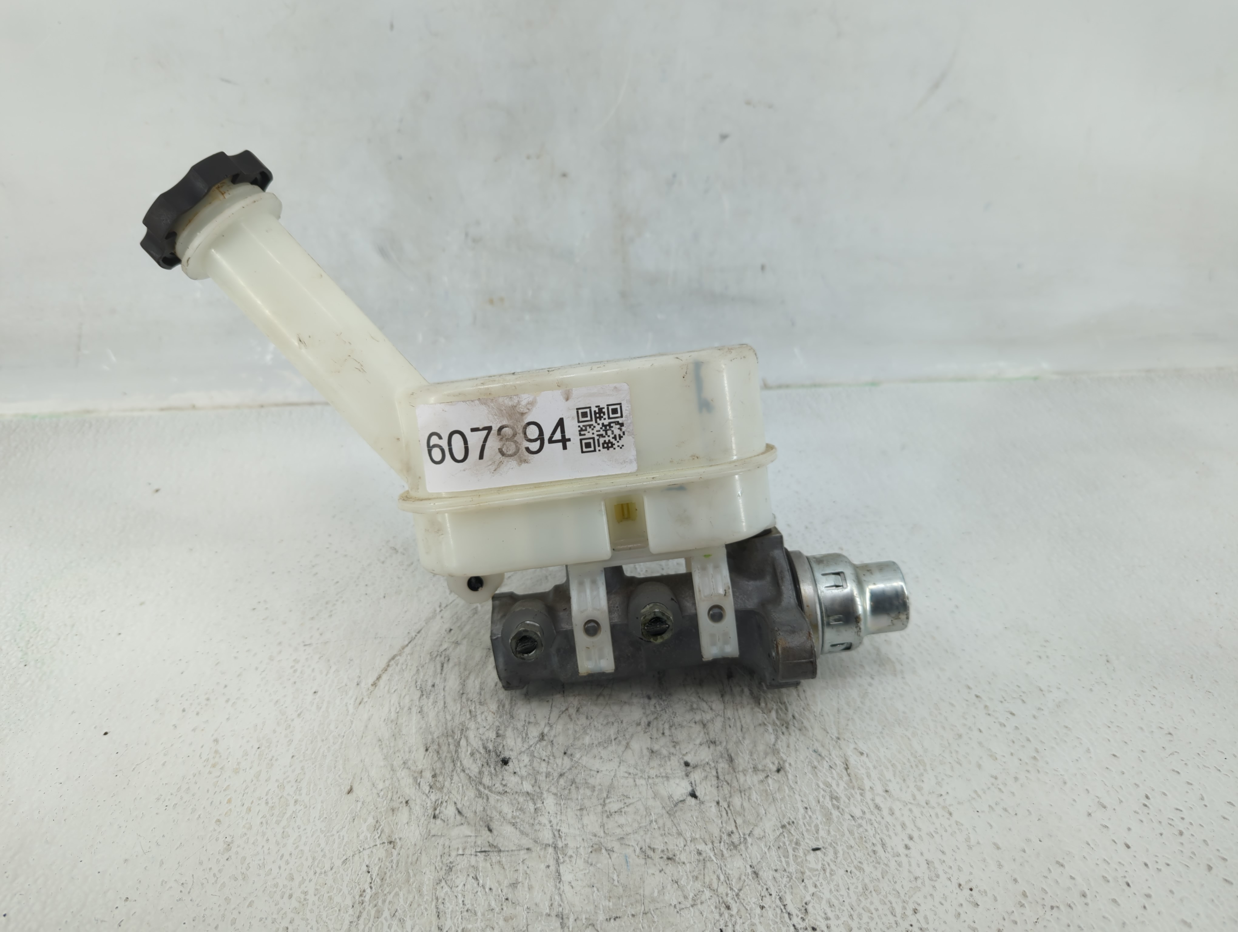 Chevrolet Traverse Brake Master Cylinder 607394 - Oemusedautoparts1.com