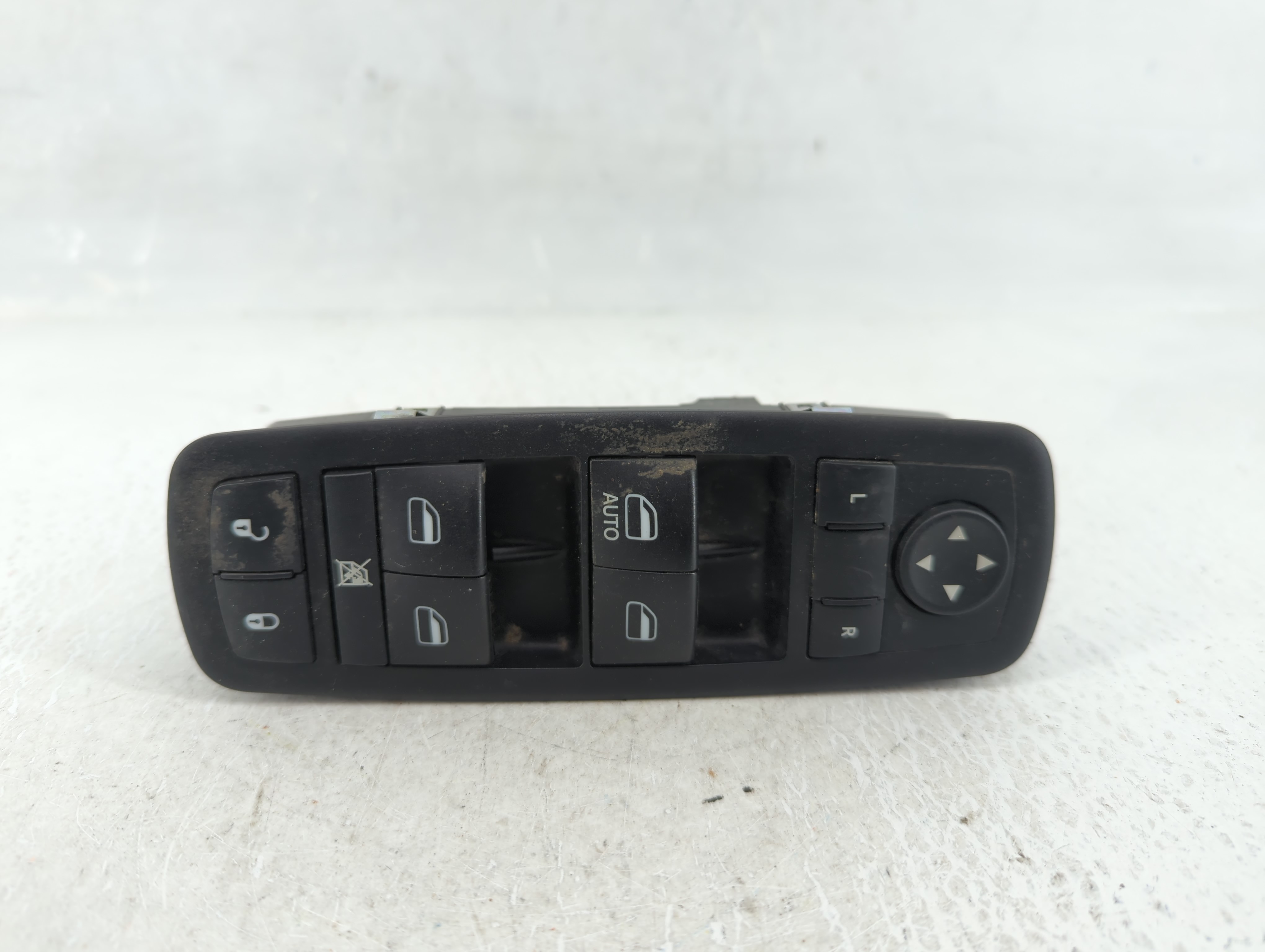 2012 Dodge Journey Driver Left Door Master Power Window Switch 68084001ab 607671 - Oemusedautoparts1.com