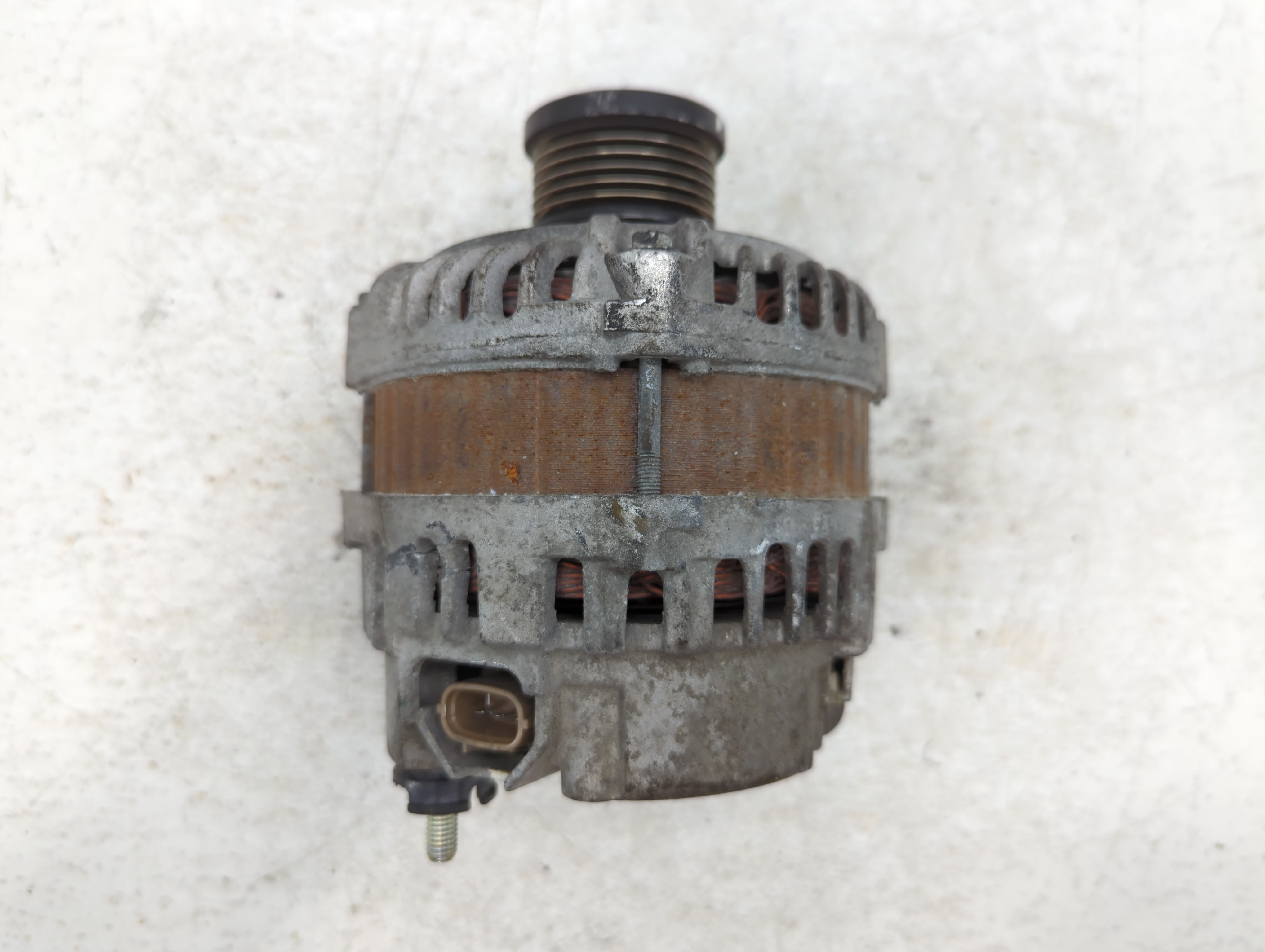 Picture of 2015-2017 Nissan Juke Alternator Generator Charging Assembly Engine Oem 607977