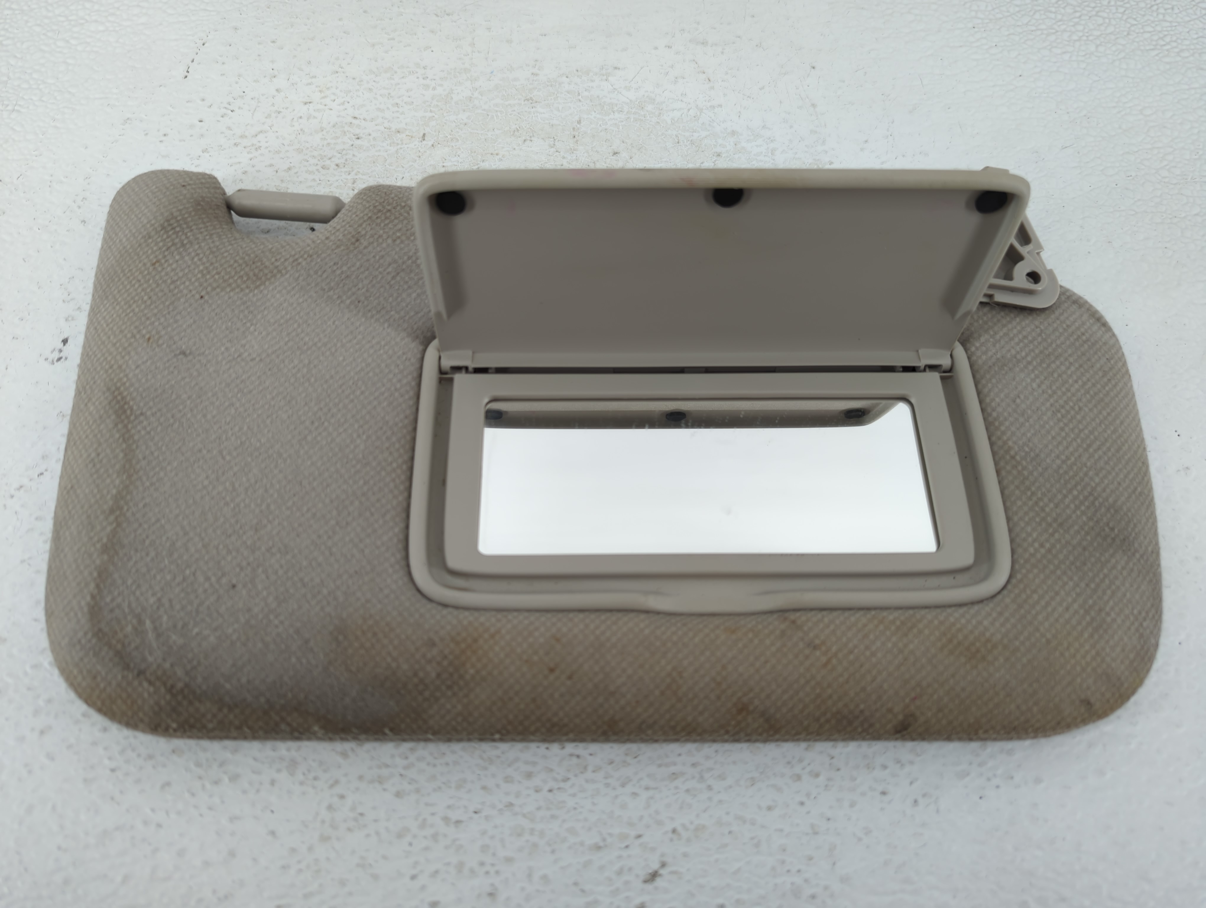 Picture of 2013-2019 Nissan Sentra Driver Sun Visor Mirror Left Sunvisor Grey 608142