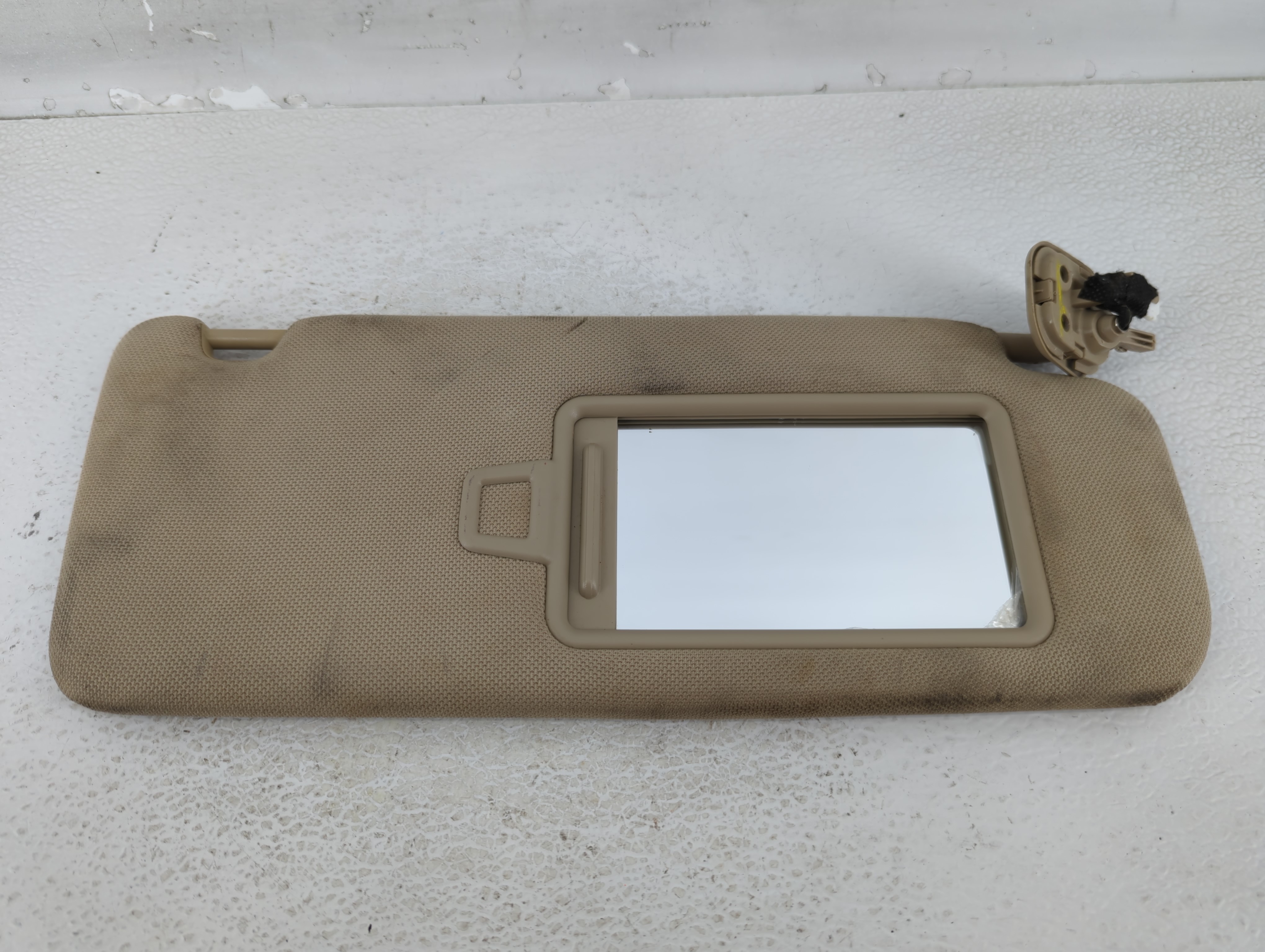 Picture of 2015-2019 Hyundai Sonata Driver Sun Visor Mirror Left Sunvisor Beige 608144