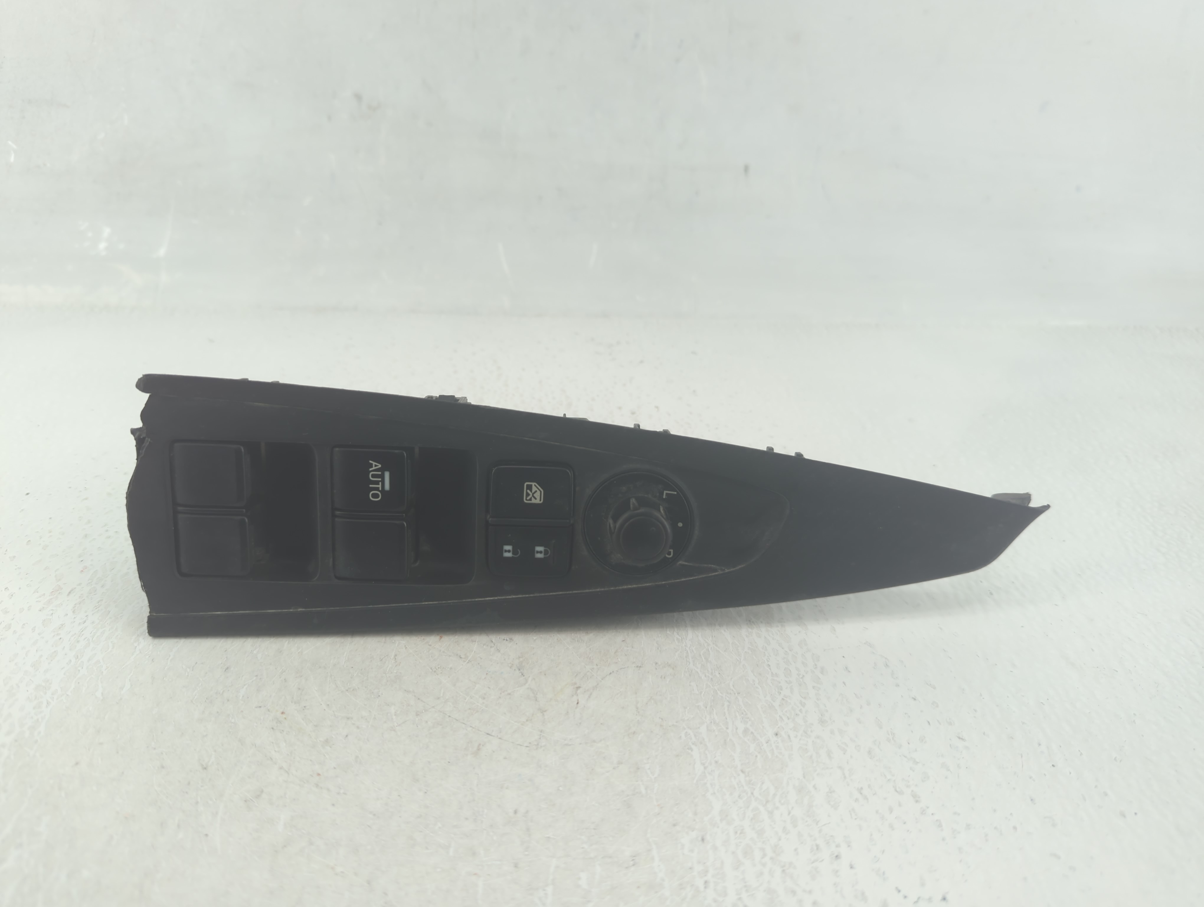 Picture of 2009-2011 Chevrolet Hhr Driver Left Door Master Power Window Switch 608623