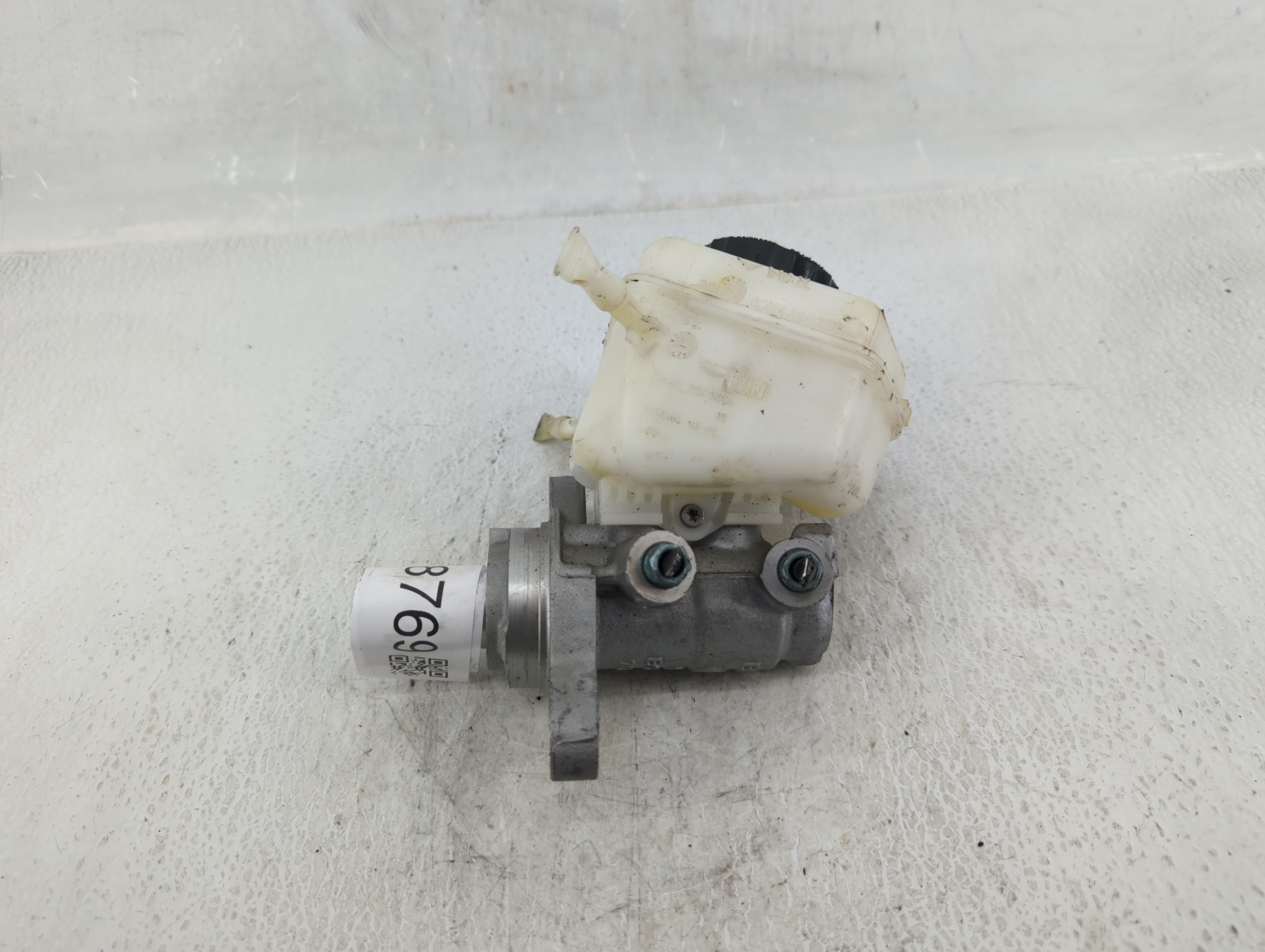 2006-2006 Bmw 330i Brake Master Cylinder Cream 608769 - Oemusedautoparts1.com