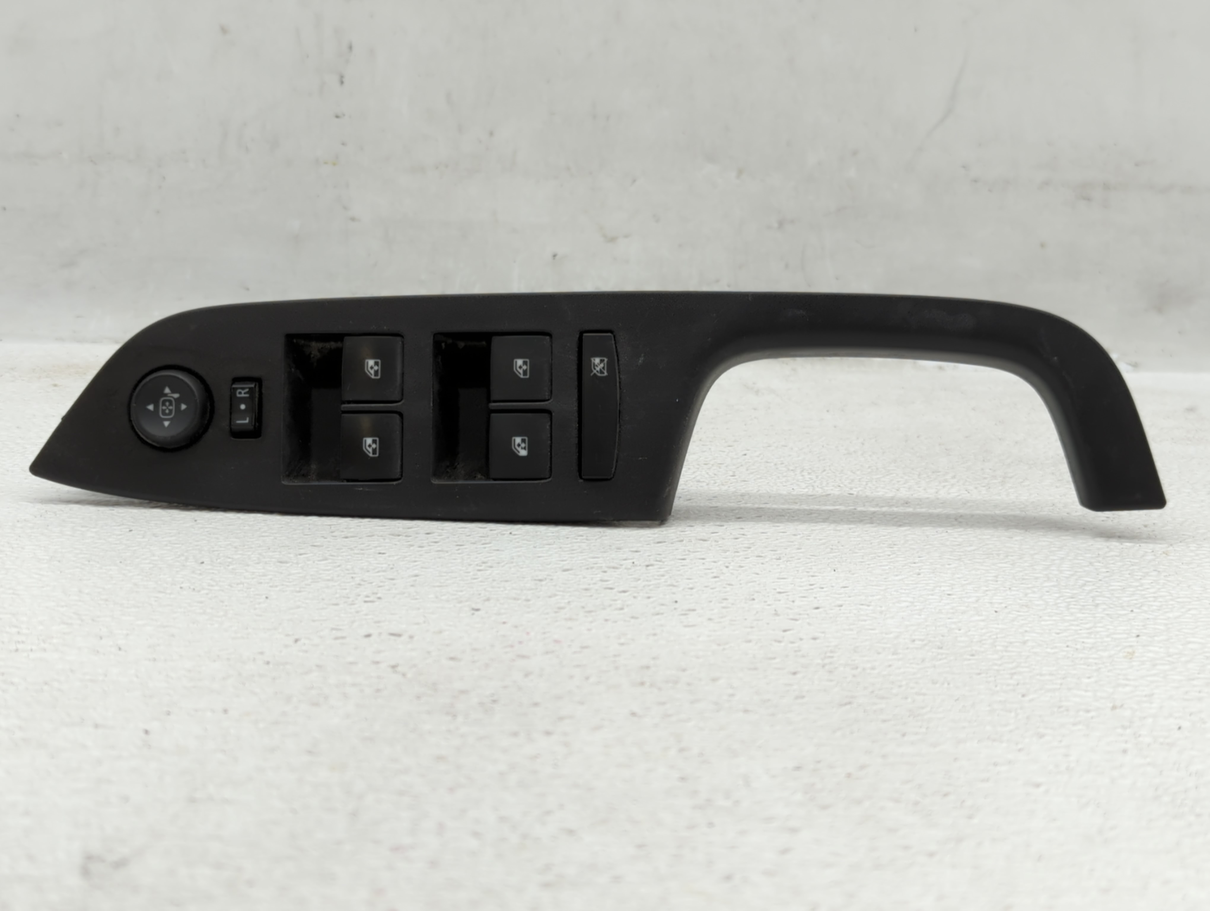 Chevrolet Equinox Driver Left Door Master Power Window Switch 608806 - Oemusedautoparts1.com