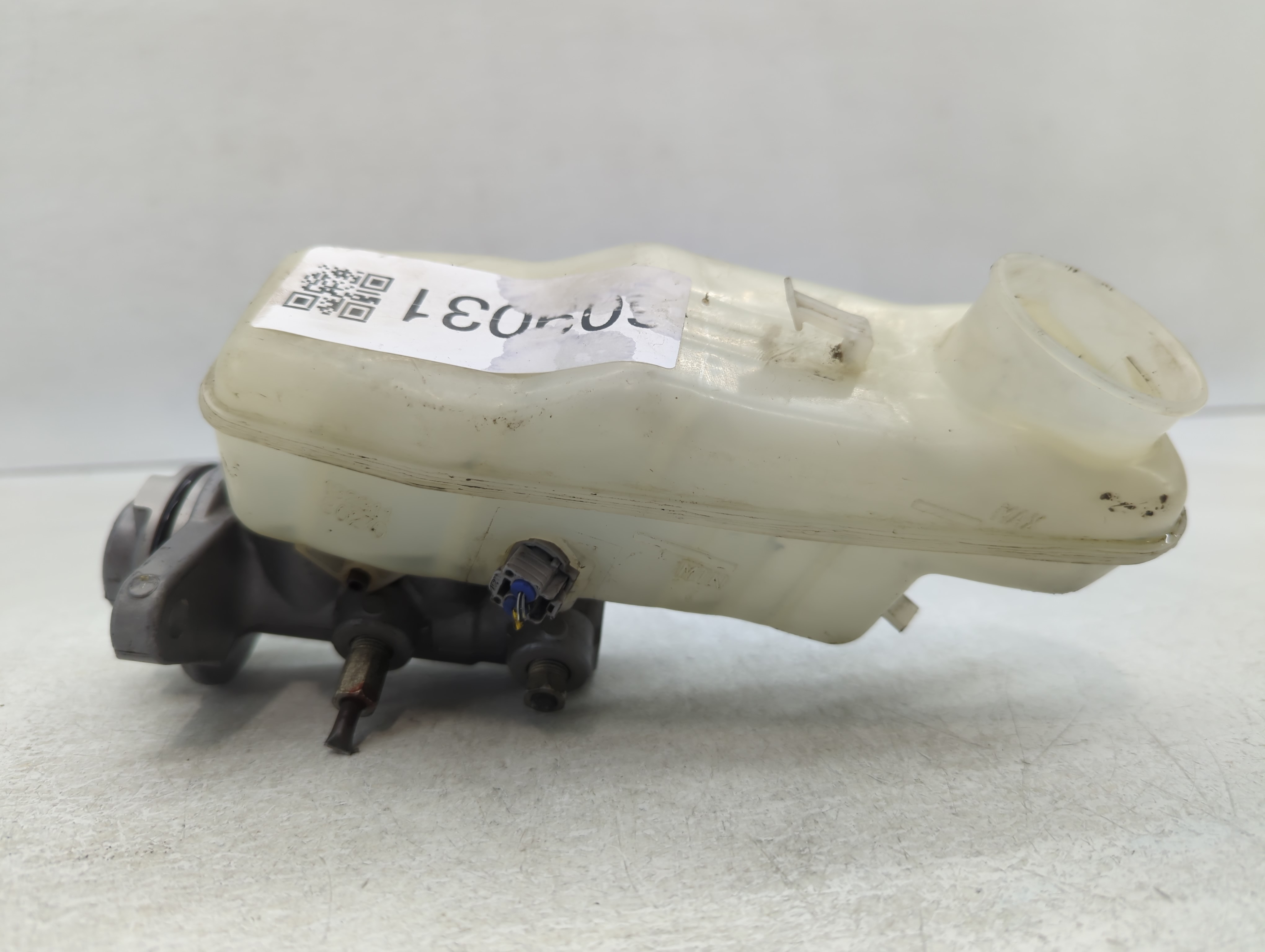 Scion Xb Brake Master Cylinder 609031 - Oemusedautoparts1.com