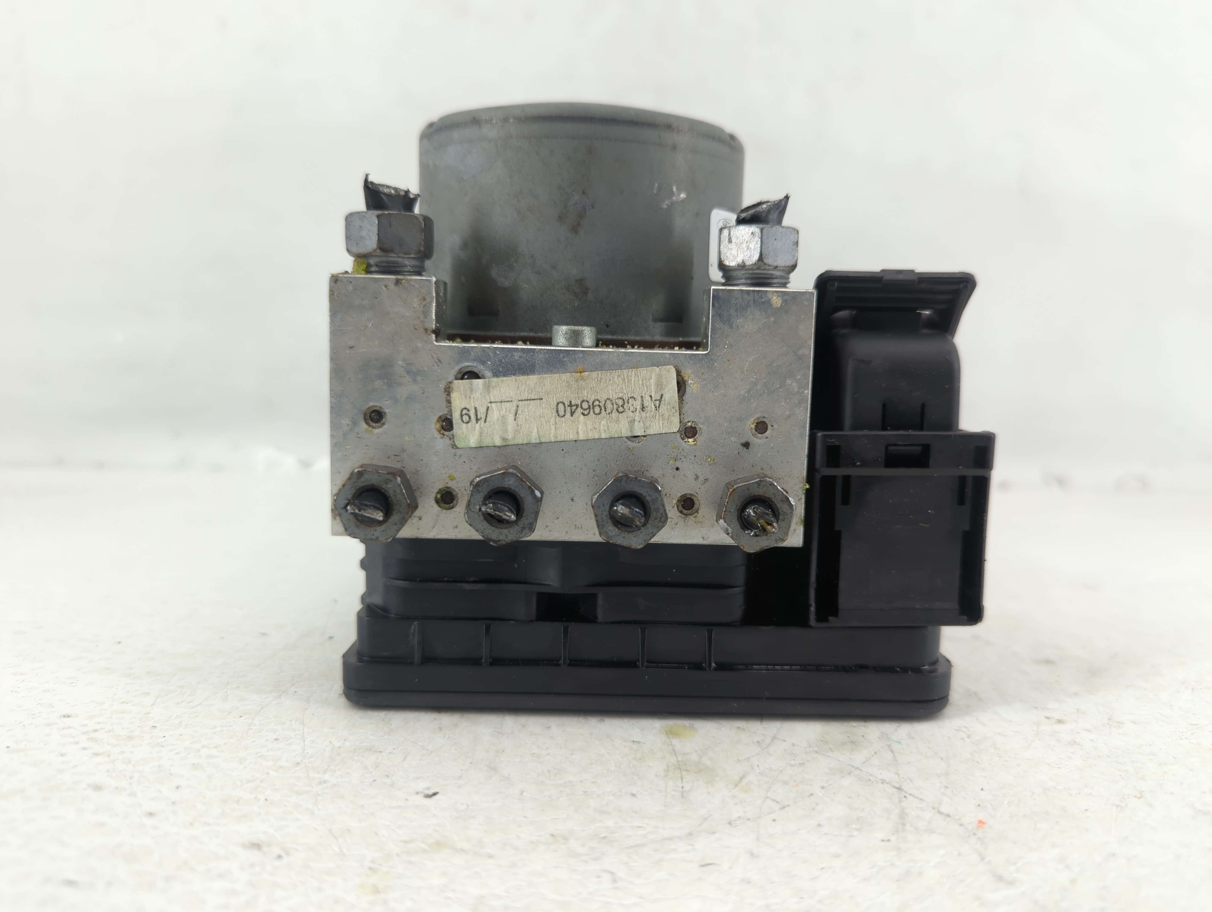 2019 Ford Explorer Abs Pump Control Module 609322 - Oemusedautoparts1.com