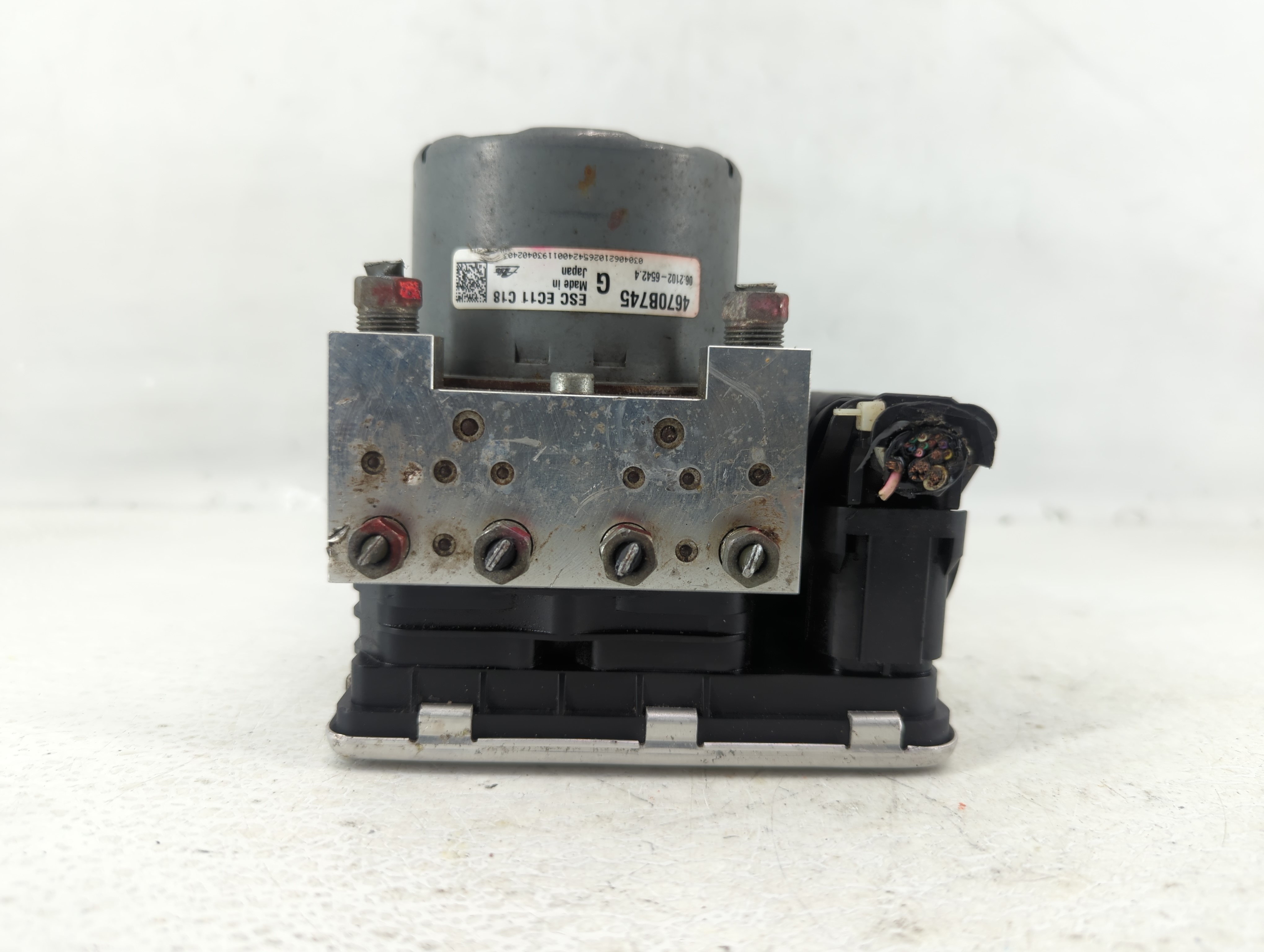 2020 Mitsubishi Outlander Abs Pump Control Module 609337 - Oemusedautoparts1.com