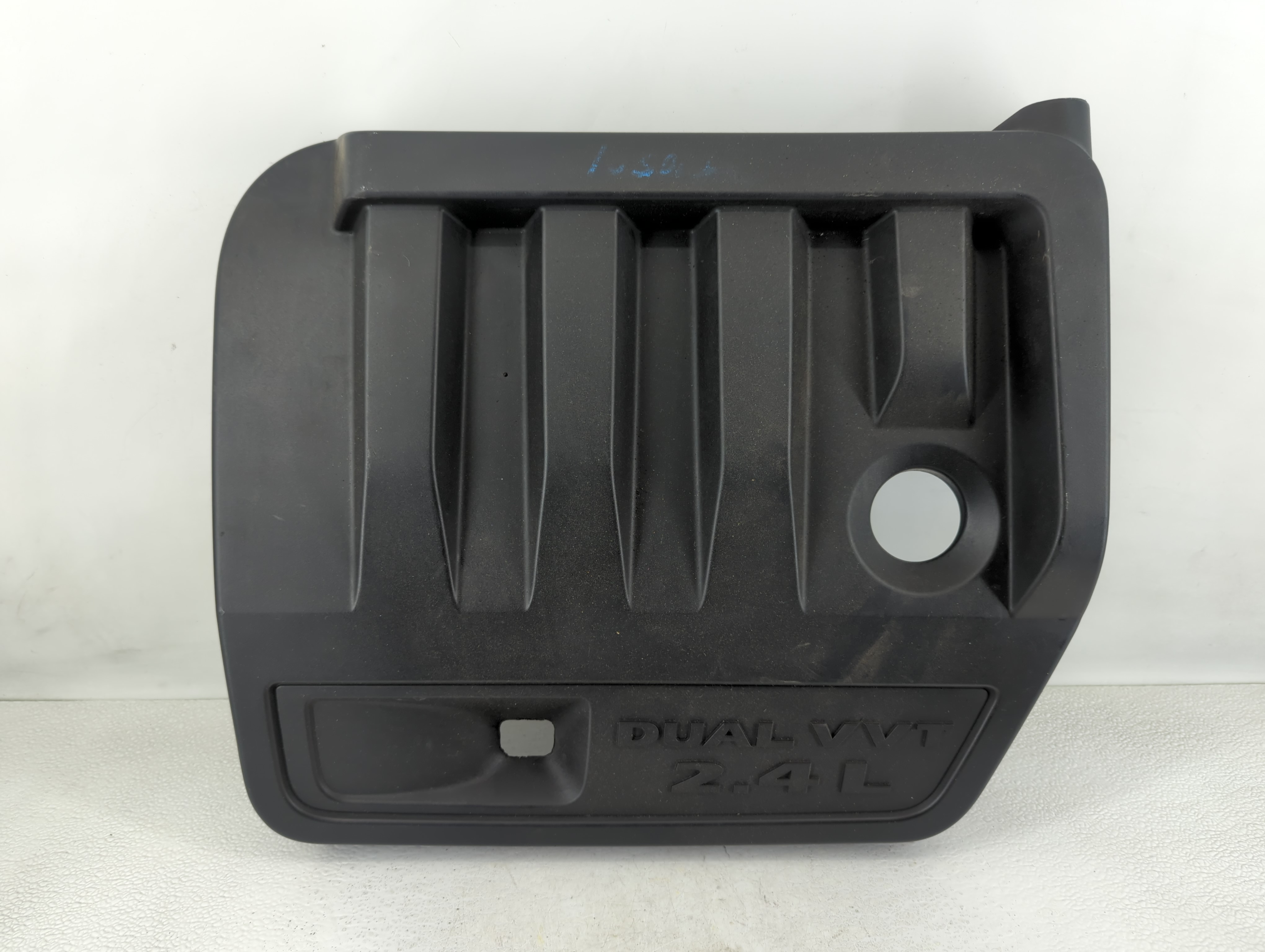 2010 Dodge Journey Engine Cover 609449 - Oemusedautoparts1.com