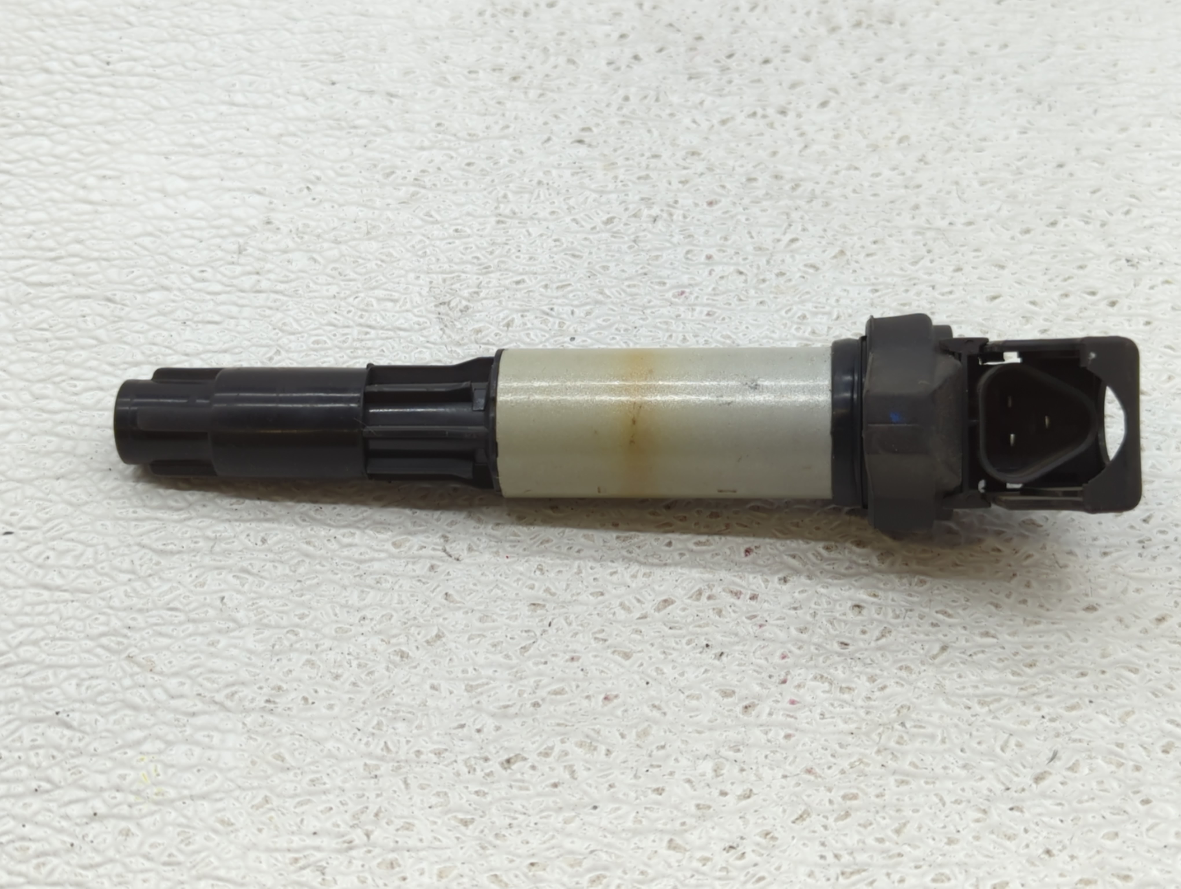 2004 Bmw X5 Ignition Coil Igniter Pack 609816 - Oemusedautoparts1.com