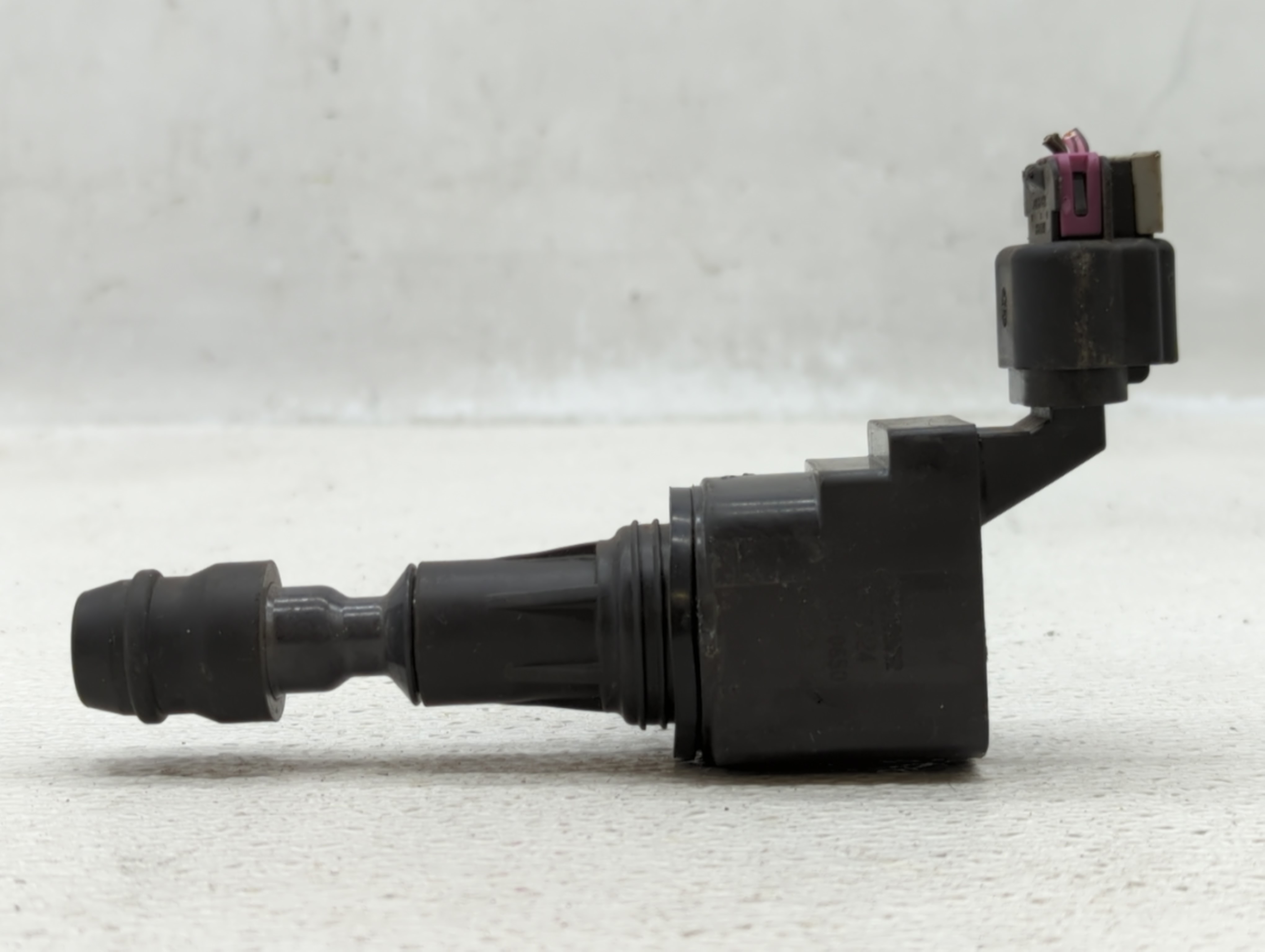2009 Pontiac G6 Ignition Coil Igniter Pack 609879 - Oemusedautoparts1.com