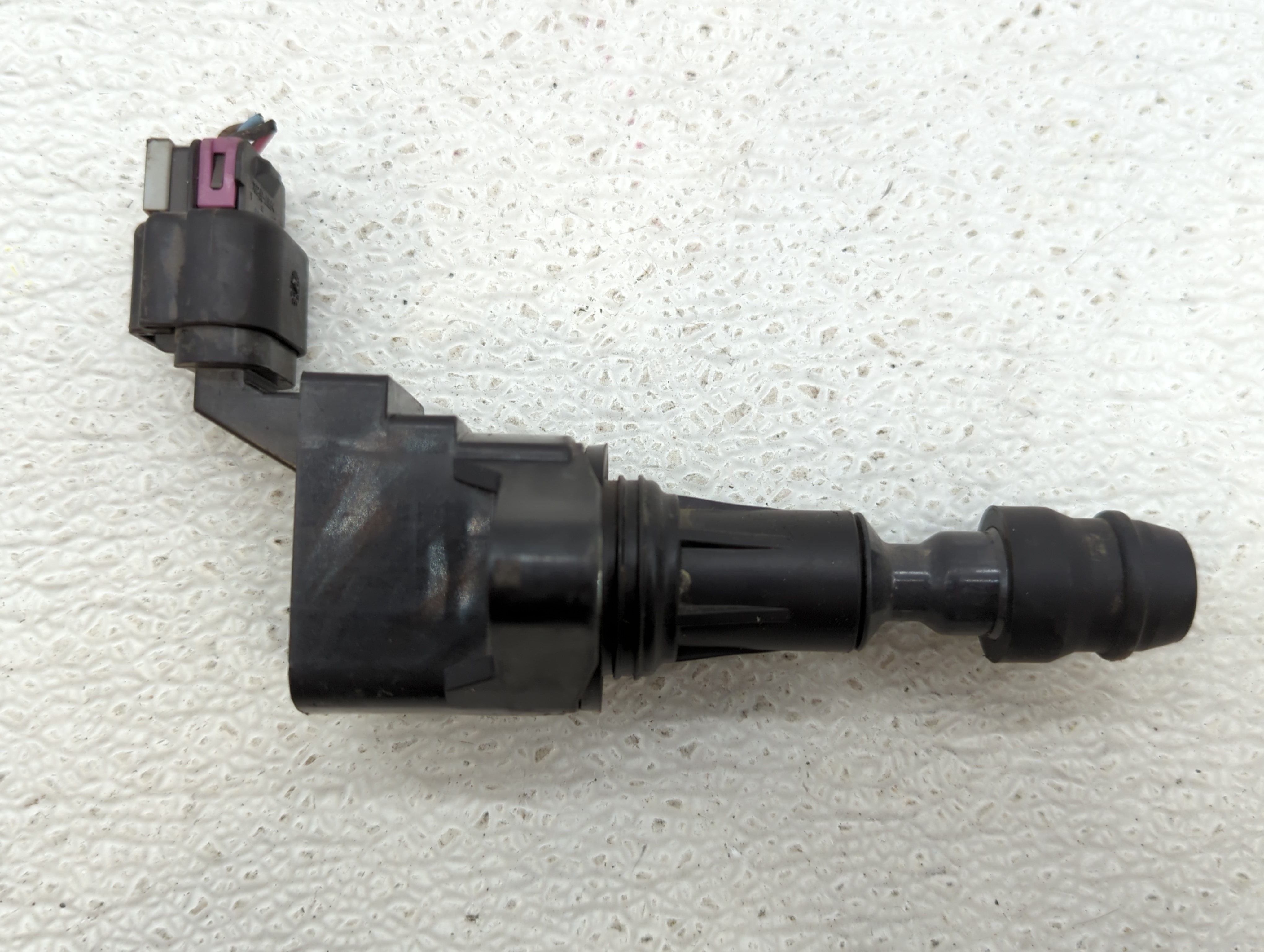2009 Pontiac G6 Ignition Coil Igniter Pack 609885 - Oemusedautoparts1.com