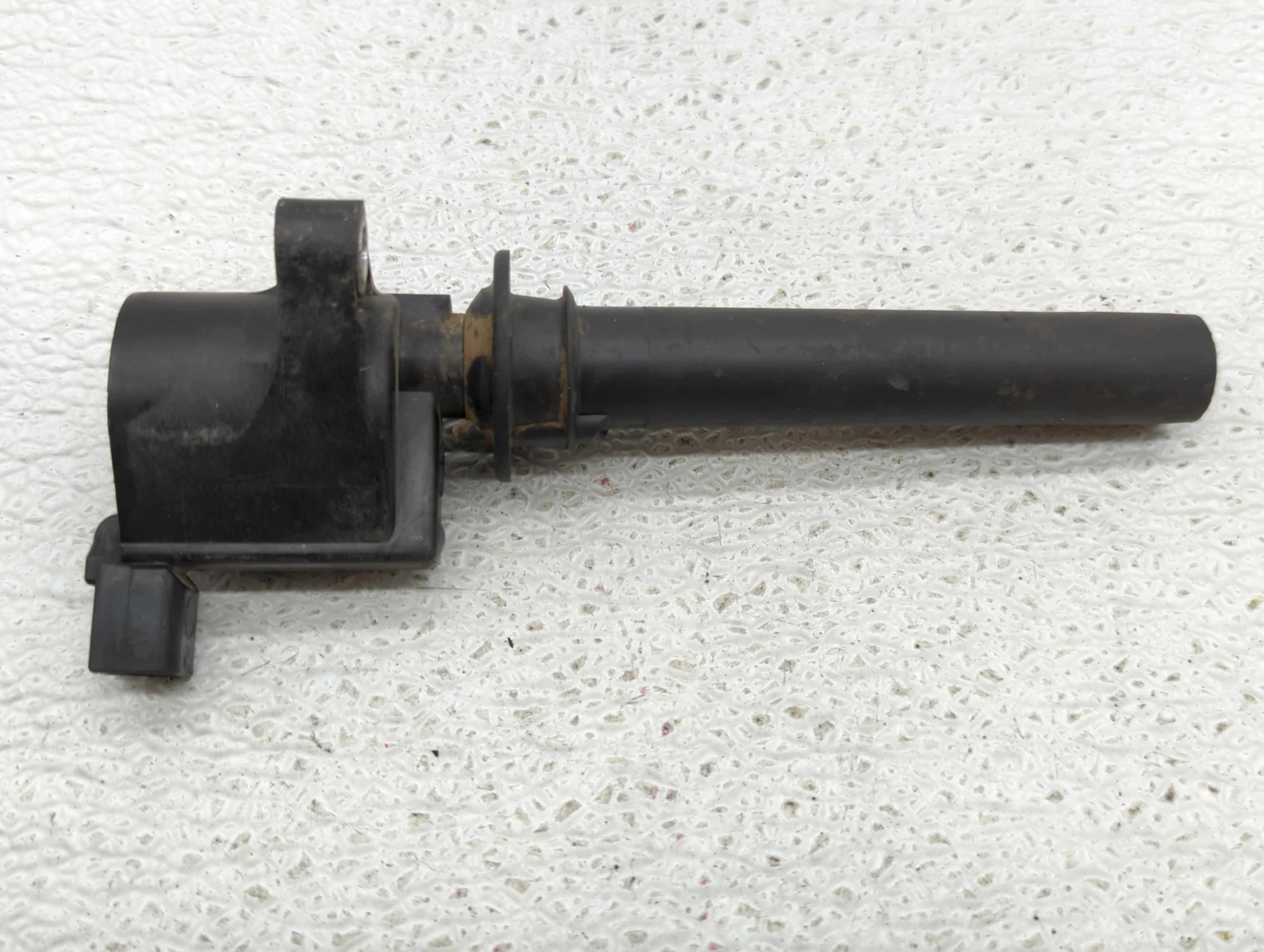 2008 Ford Escape Ignition Coil Igniter Pack 609932 - Oemusedautoparts1.com