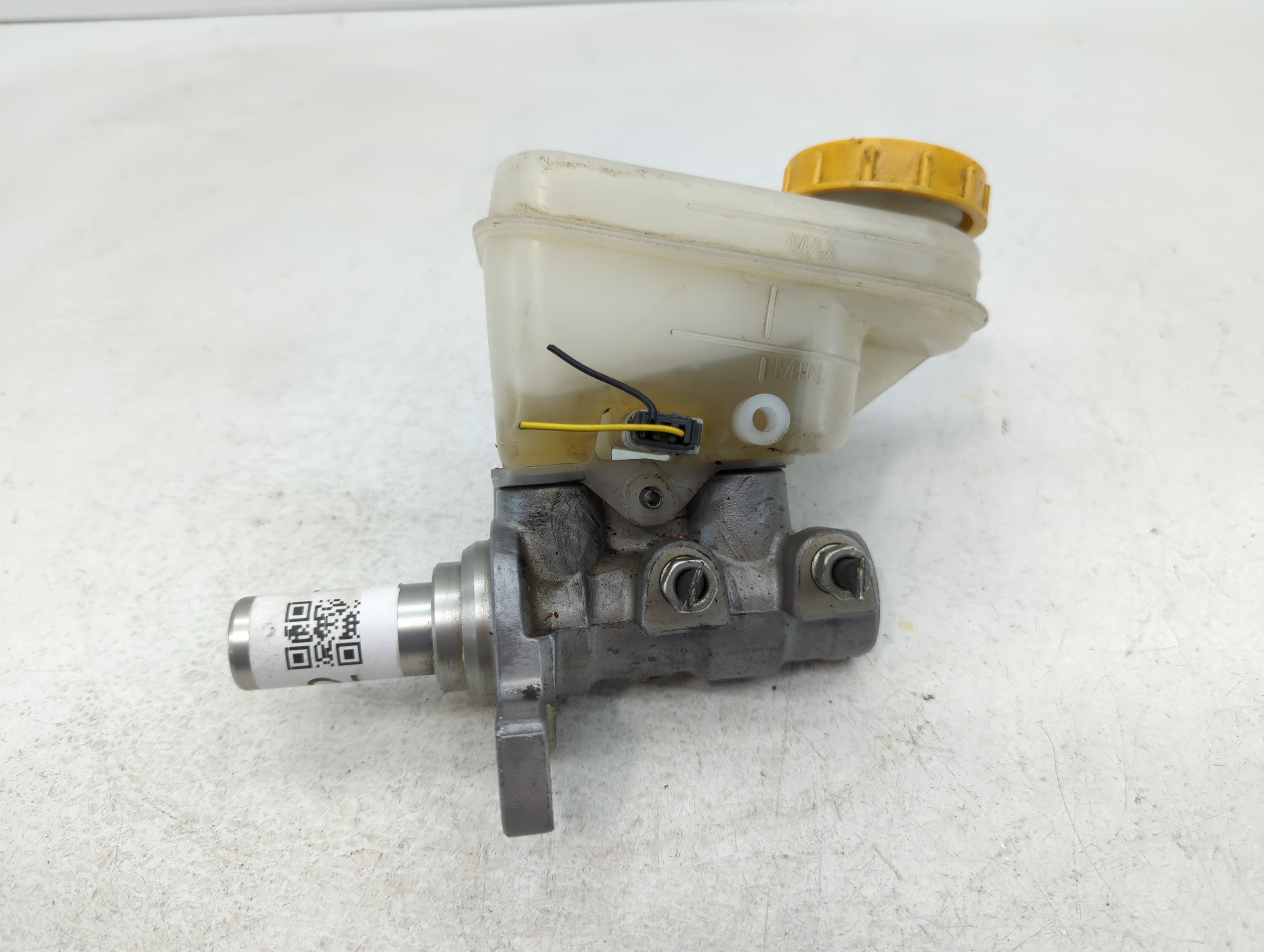 Subaru Forester Brake Master Cylinder 610252 - Oemusedautoparts1.com