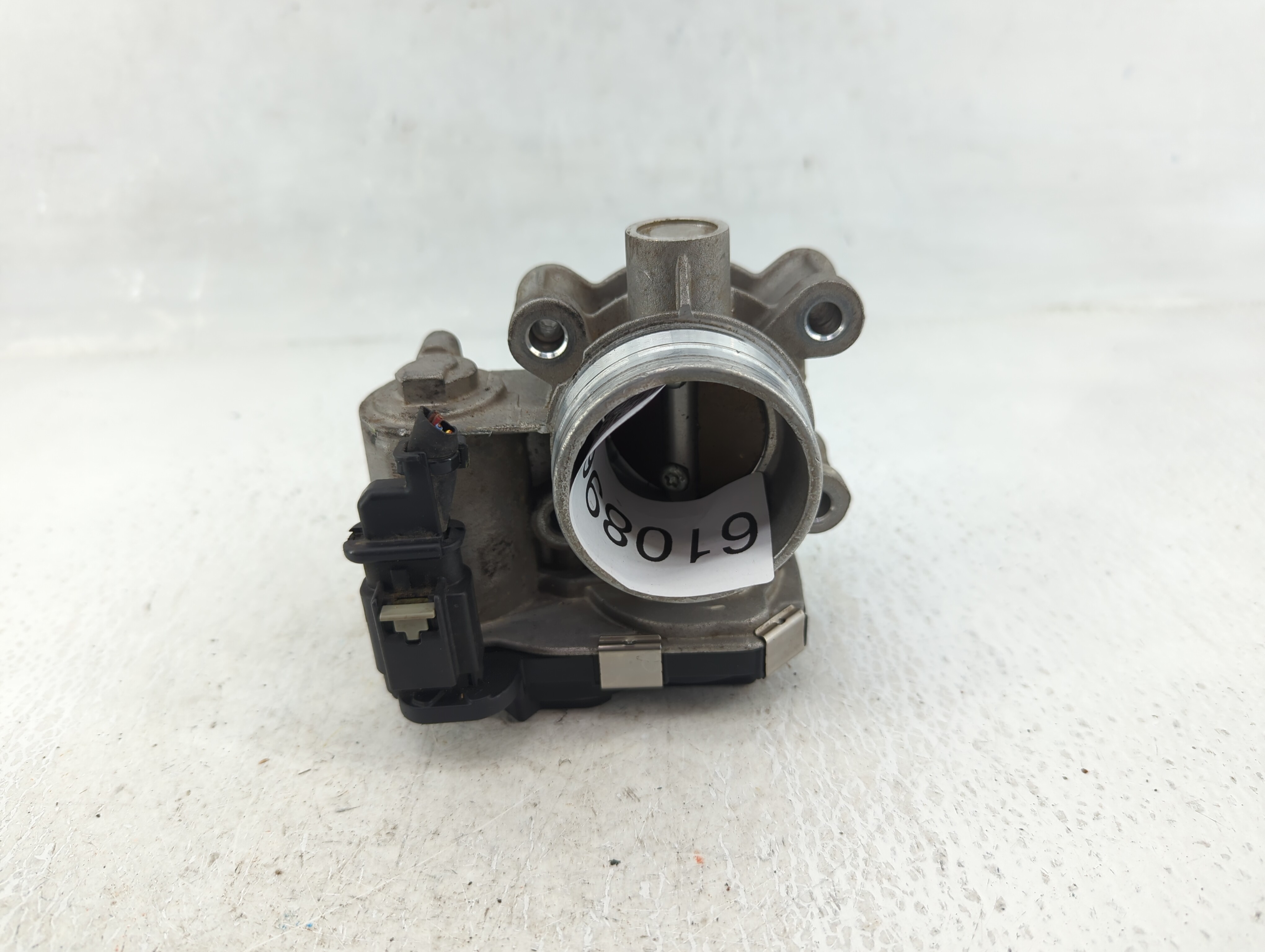 2017 Chevrolet Cruze Throttle Body 610896 - Oemusedautoparts1.com