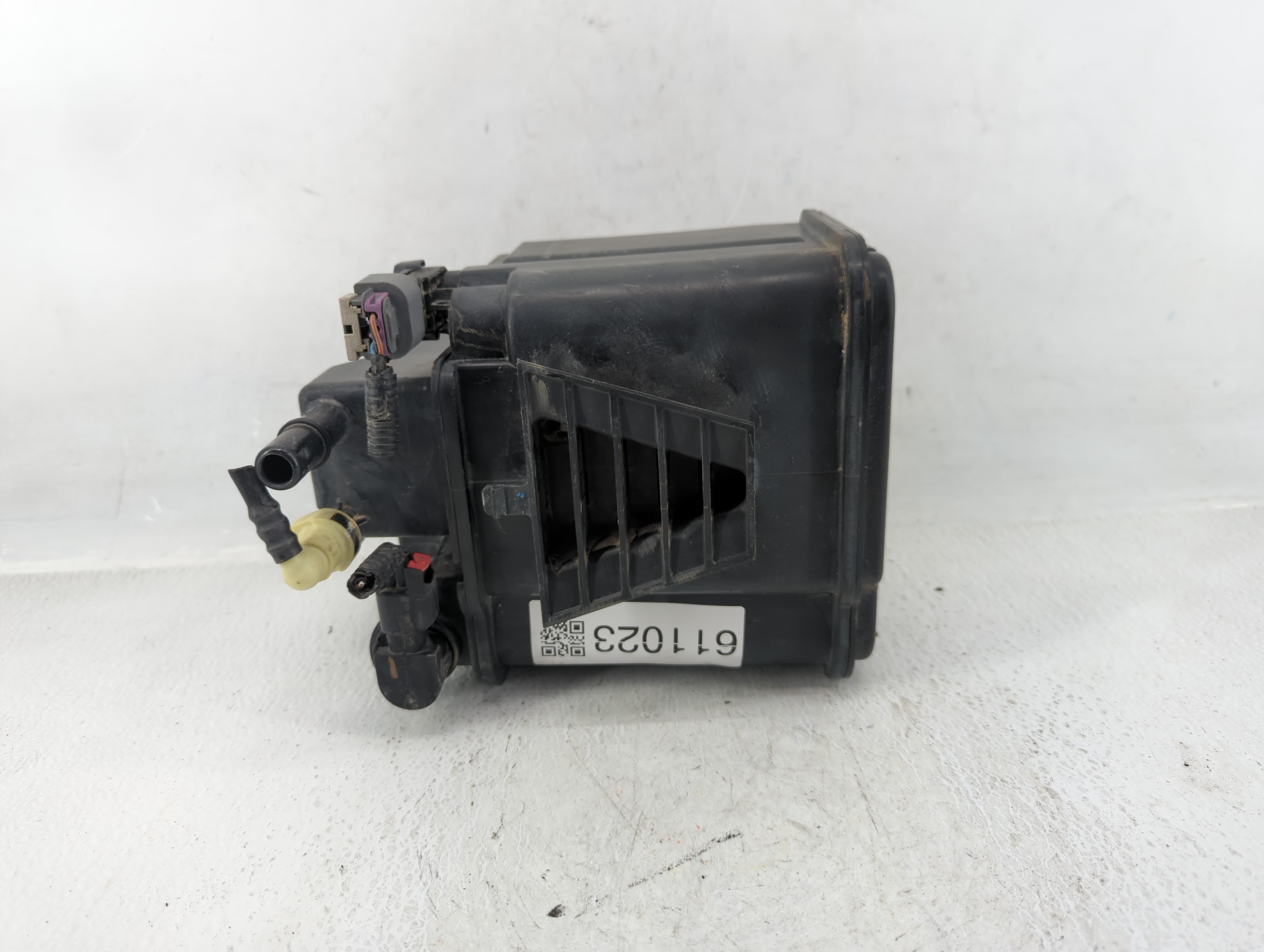 2014 Chevrolet Spark Fuel Vapor Charcoal Canister 611023 - Oemusedautoparts1.com