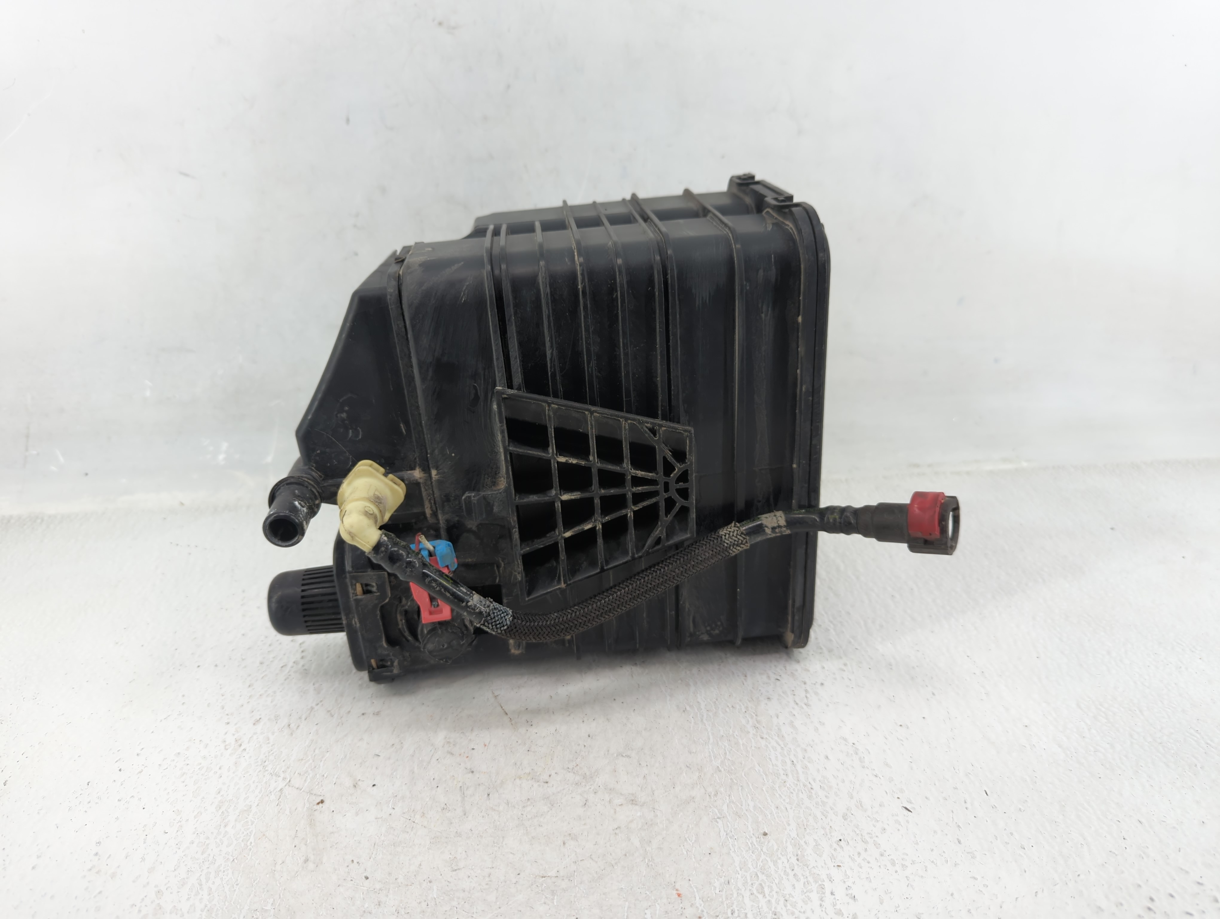 2011 Chevrolet Cruze Fuel Vapor Charcoal Canister 611338 - Oemusedautoparts1.com