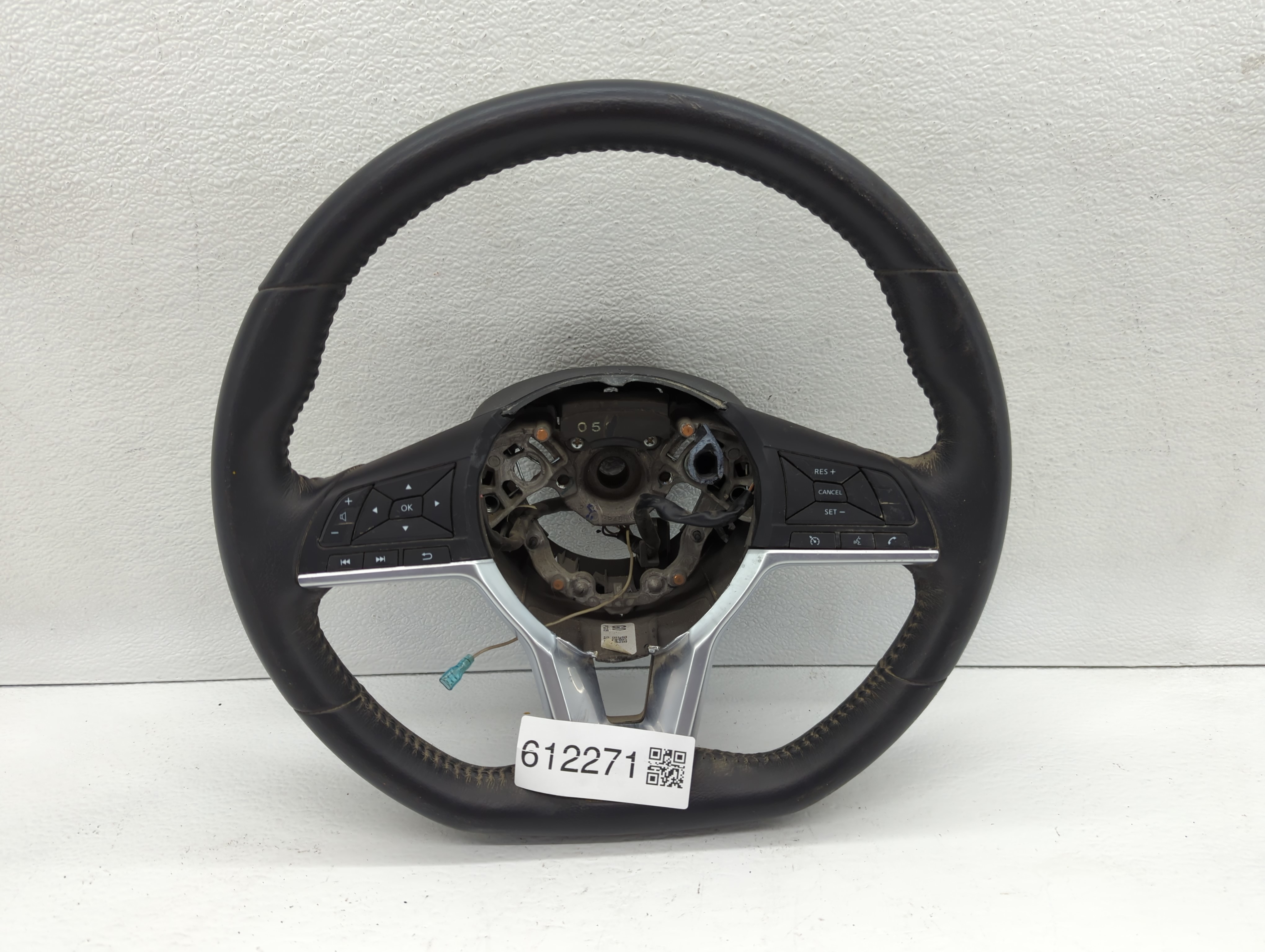 2022 Nissan Rogue Steering Wheel Gopg05 612271 - Oemusedautoparts1.com