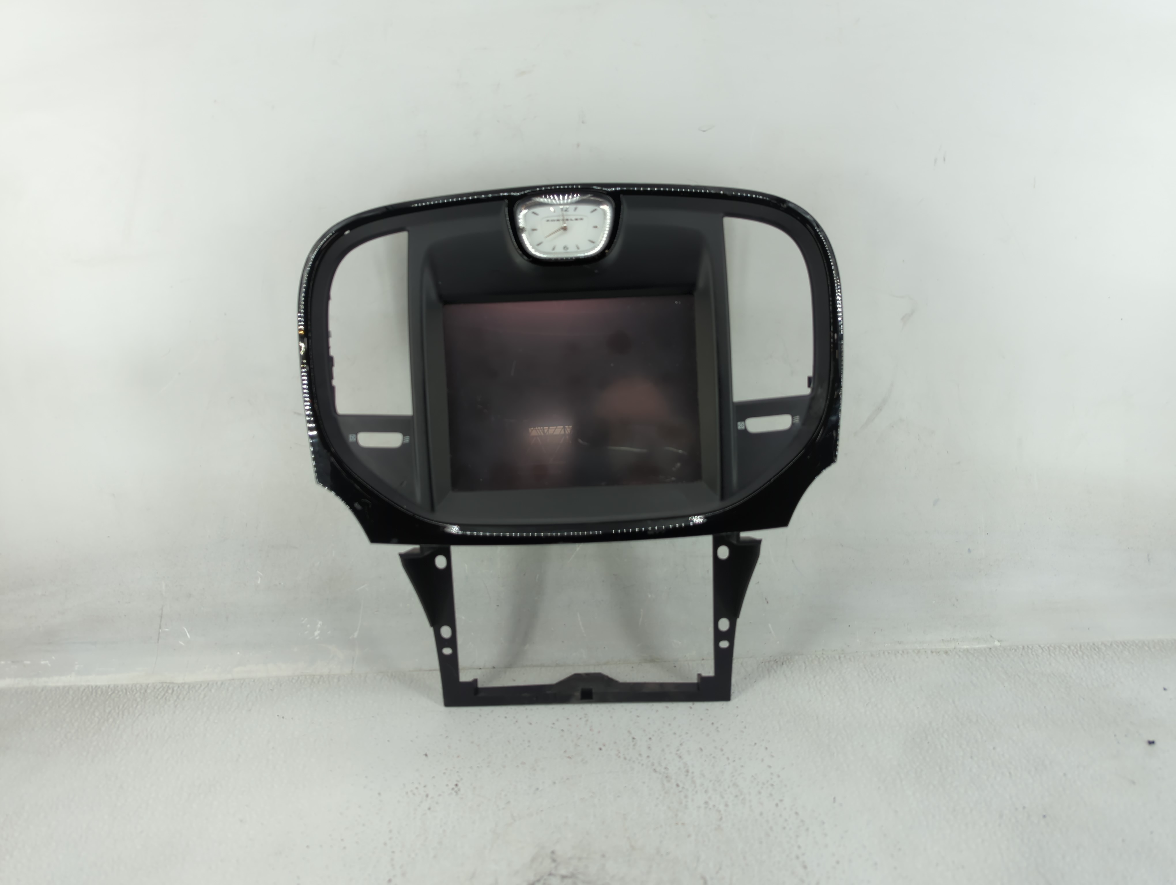 2014 Chrysler 300 Am Fm Cd Player Radio Receiver 612499 - Oemusedautoparts1.com