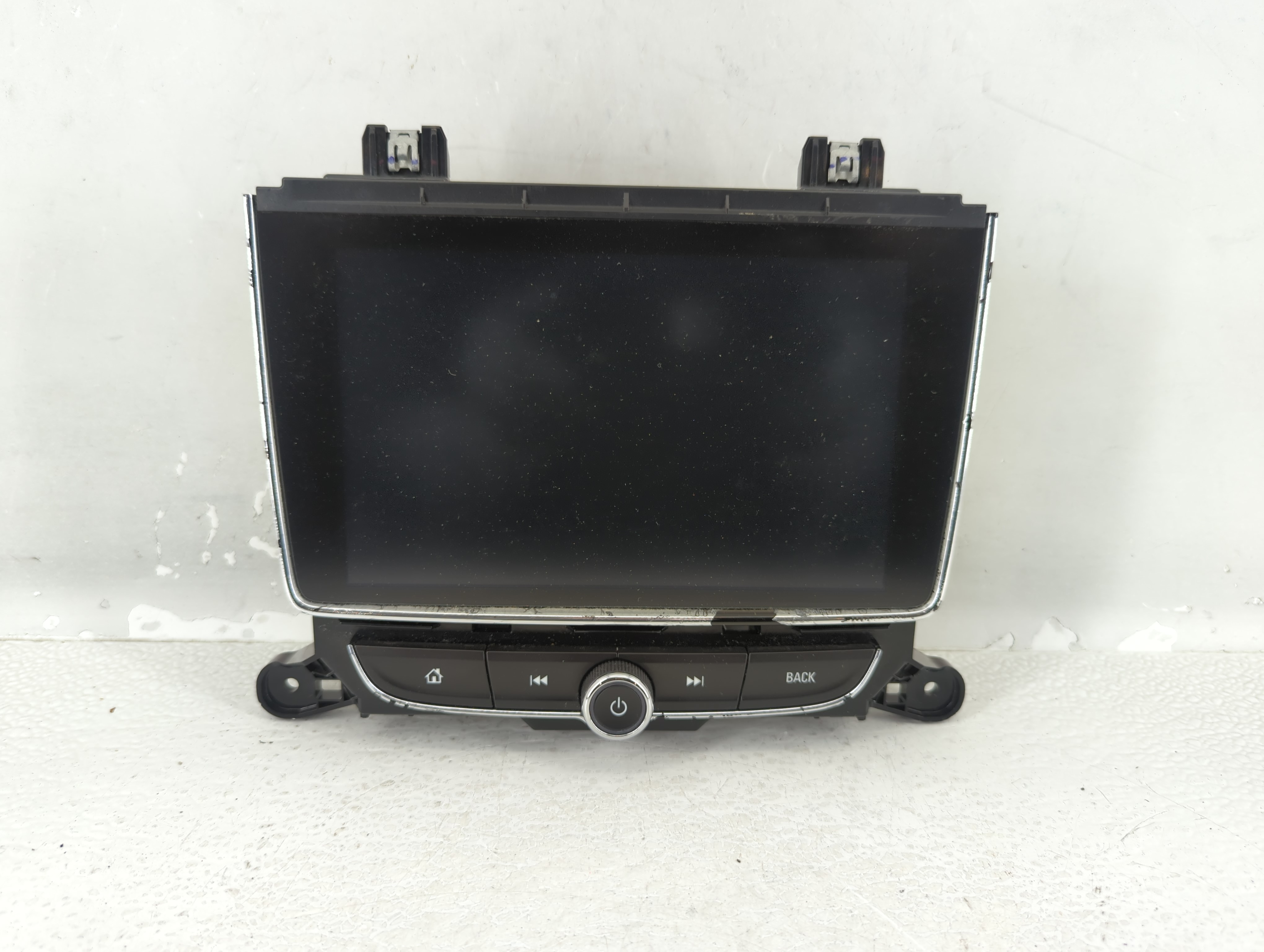 Picture of 2017-2021 Buick Encore Am Fm Cd Player Radio Receiver 612600