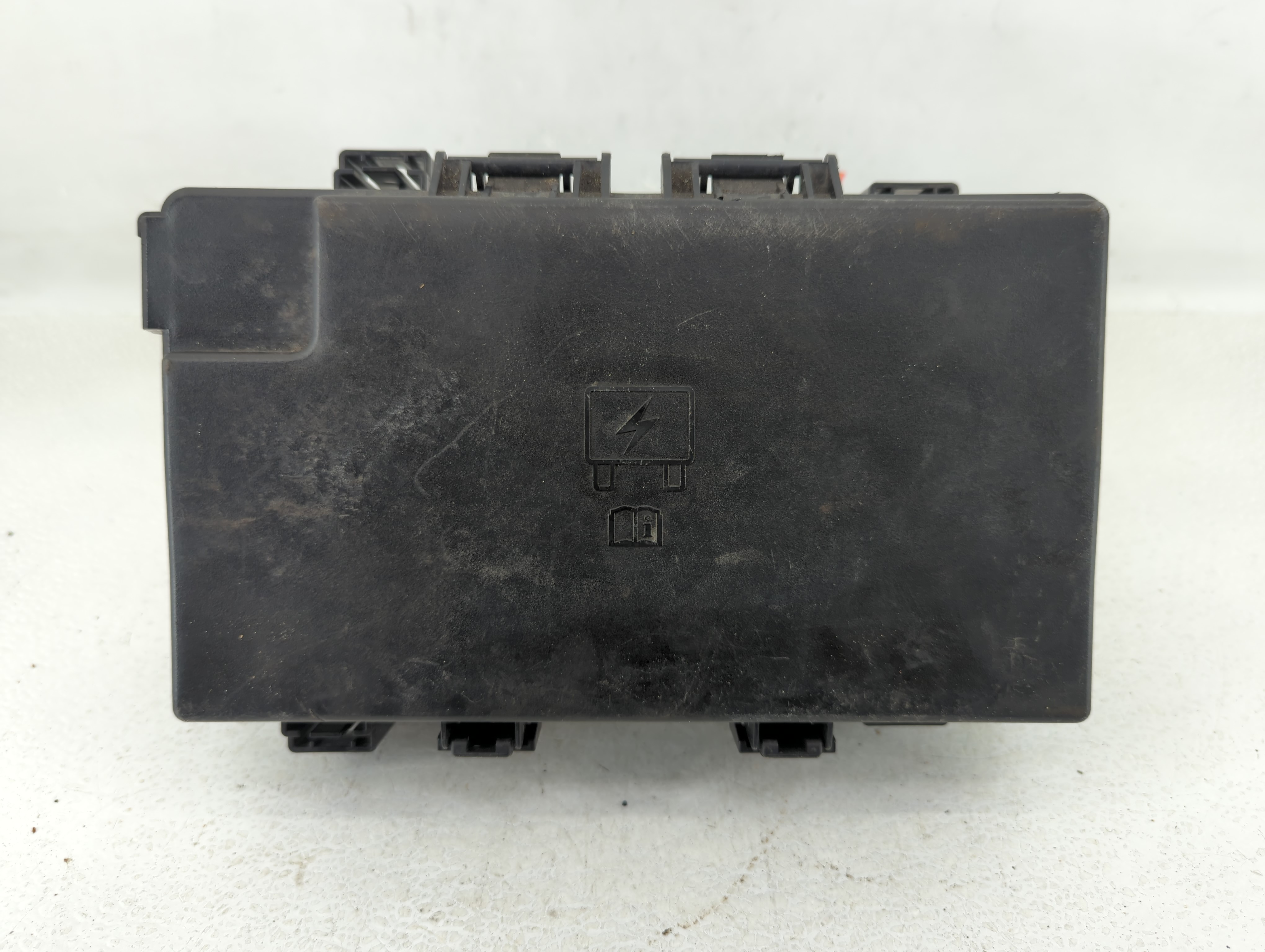 Picture of 2017 Dodge Ram 1500 Fusebox Fuse Box Relay Module 68322373aa|68322373ad 612960