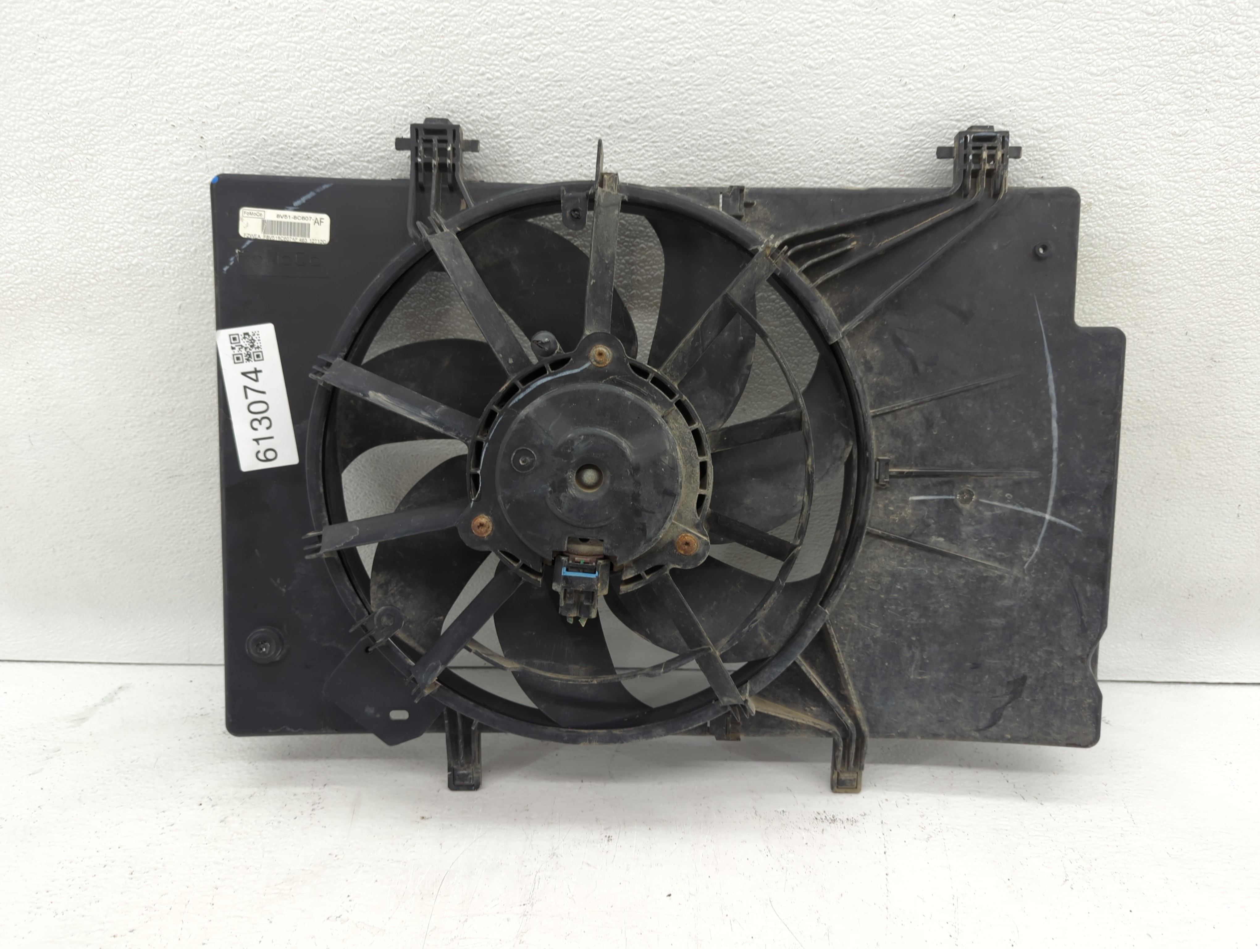 Picture of 2011-2019 Ford Fiesta Left Radiator Fan Motor Assembly 613074