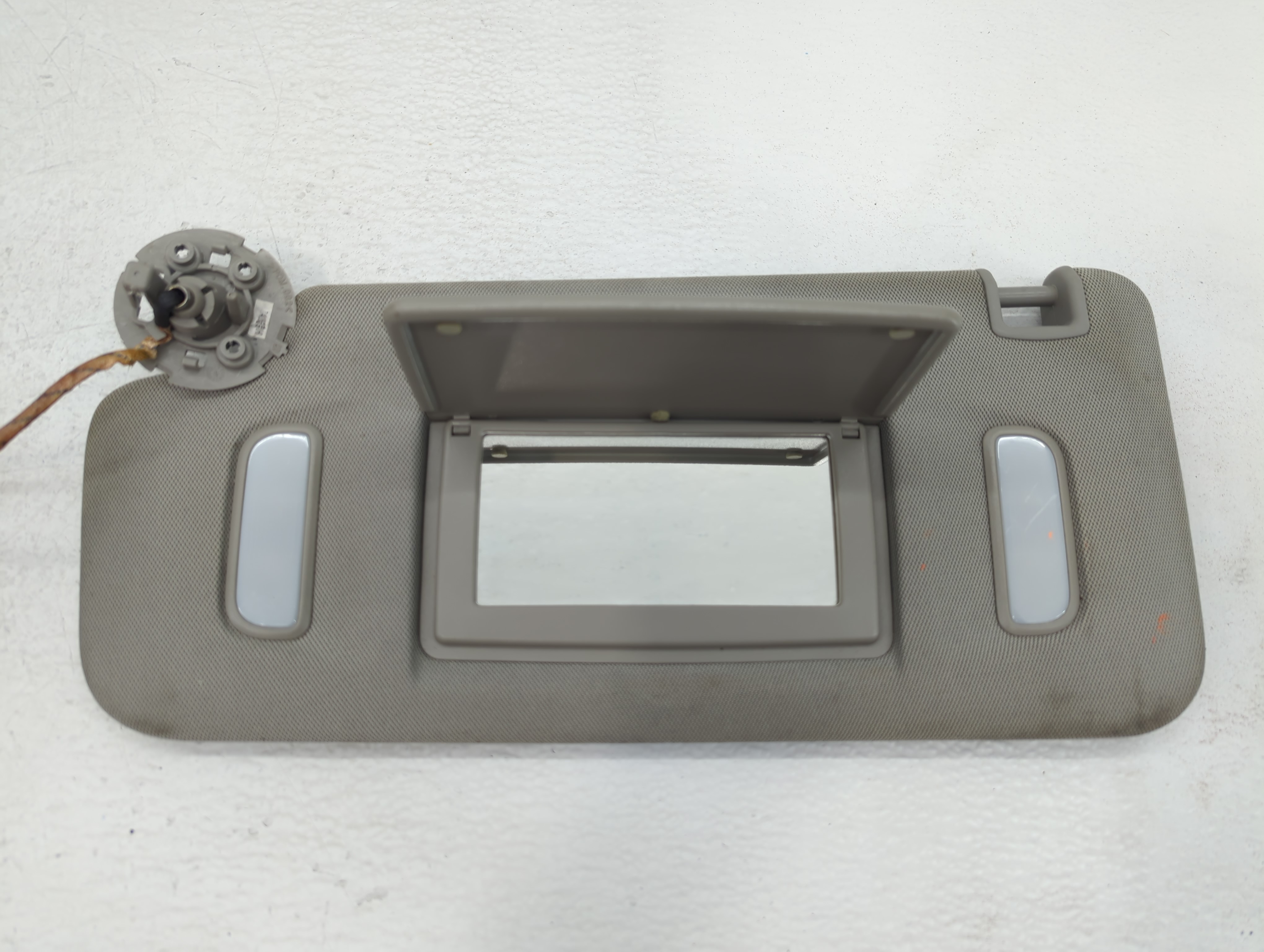 Picture of 2013-2021 Buick Encore Driver Sun Visor Mirror Left Sunvisor Beige 613165