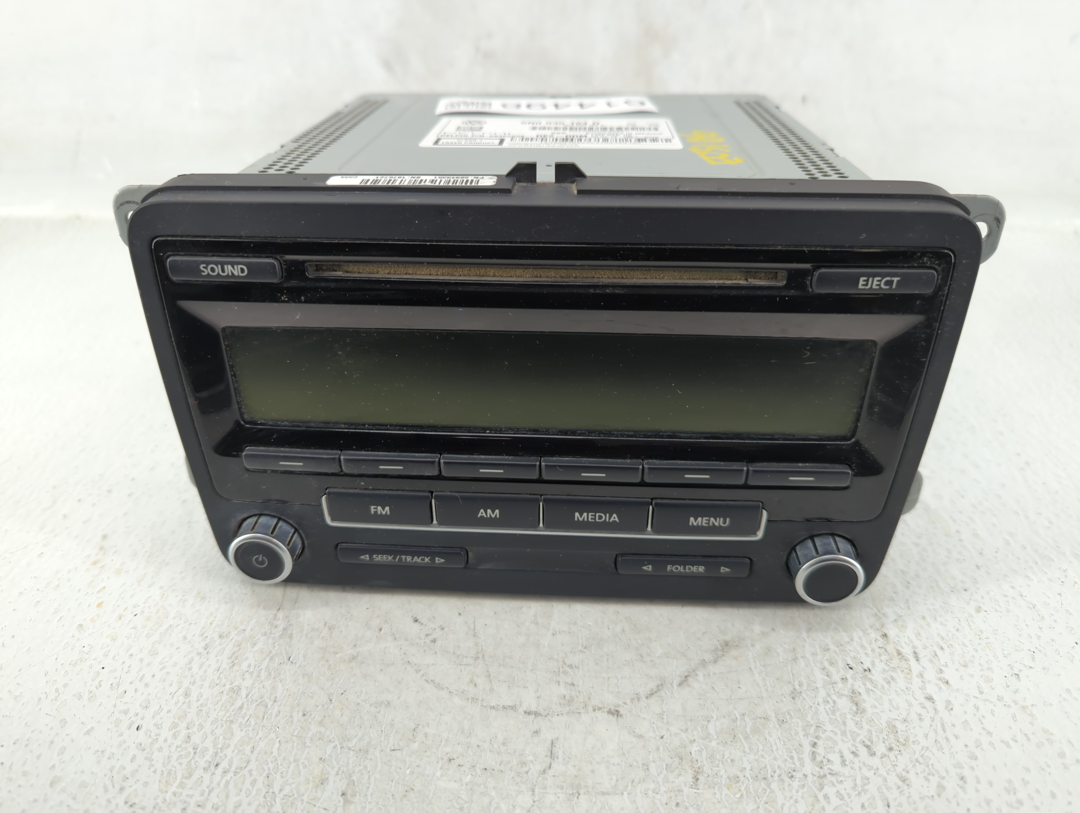Picture of 2009-2017 Volkswagen Tiguan Am Fm Cd Player Radio Receiver 614498