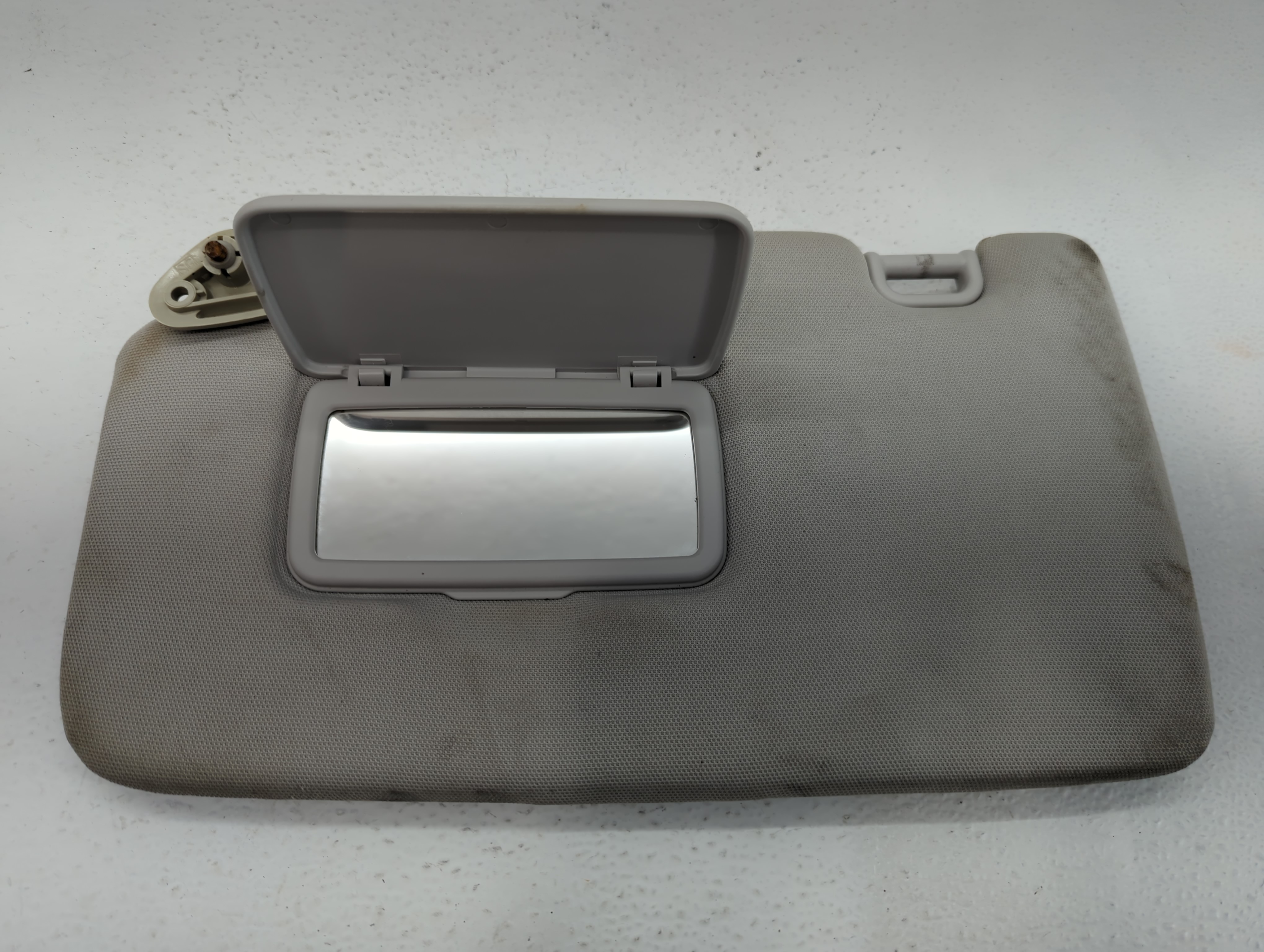 2014 Subaru Forester Driver Sun Visor Mirror Left Sunvisor Dark Grey 615119 - Oemusedautoparts1.com