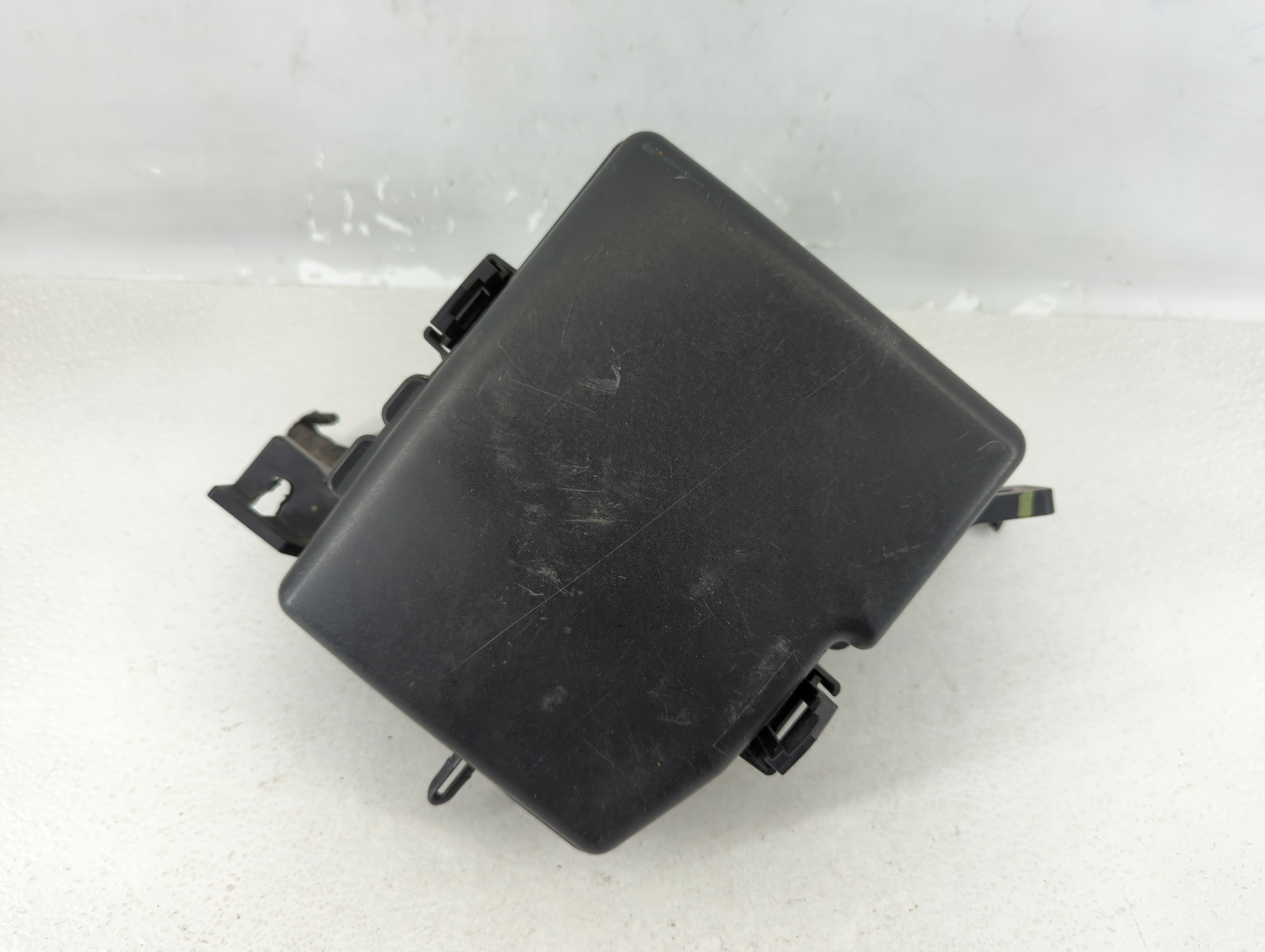 2011-2014 Hyundai Sonata Fusebox Fuse Box Relay Module 91950-3s711 615389 - Oemusedautoparts1.com