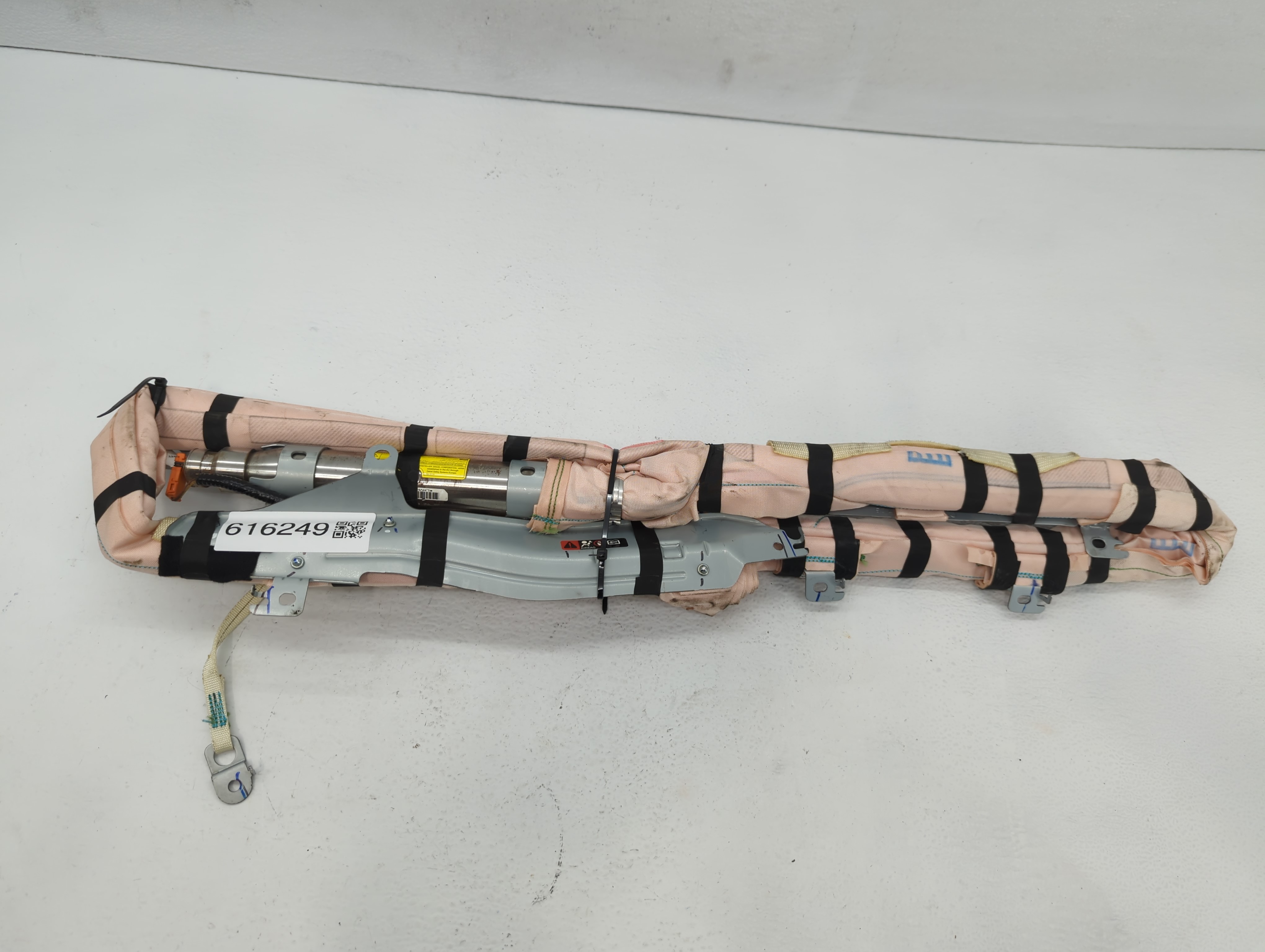 Picture of 2015-2019 Nissan Sentra Air Bag Driver Left Steering Wheel Mounted 616249