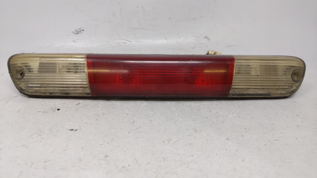 Picture of 2005 Chevrolet Colorado Third Brake Light Tail Light Red 61689