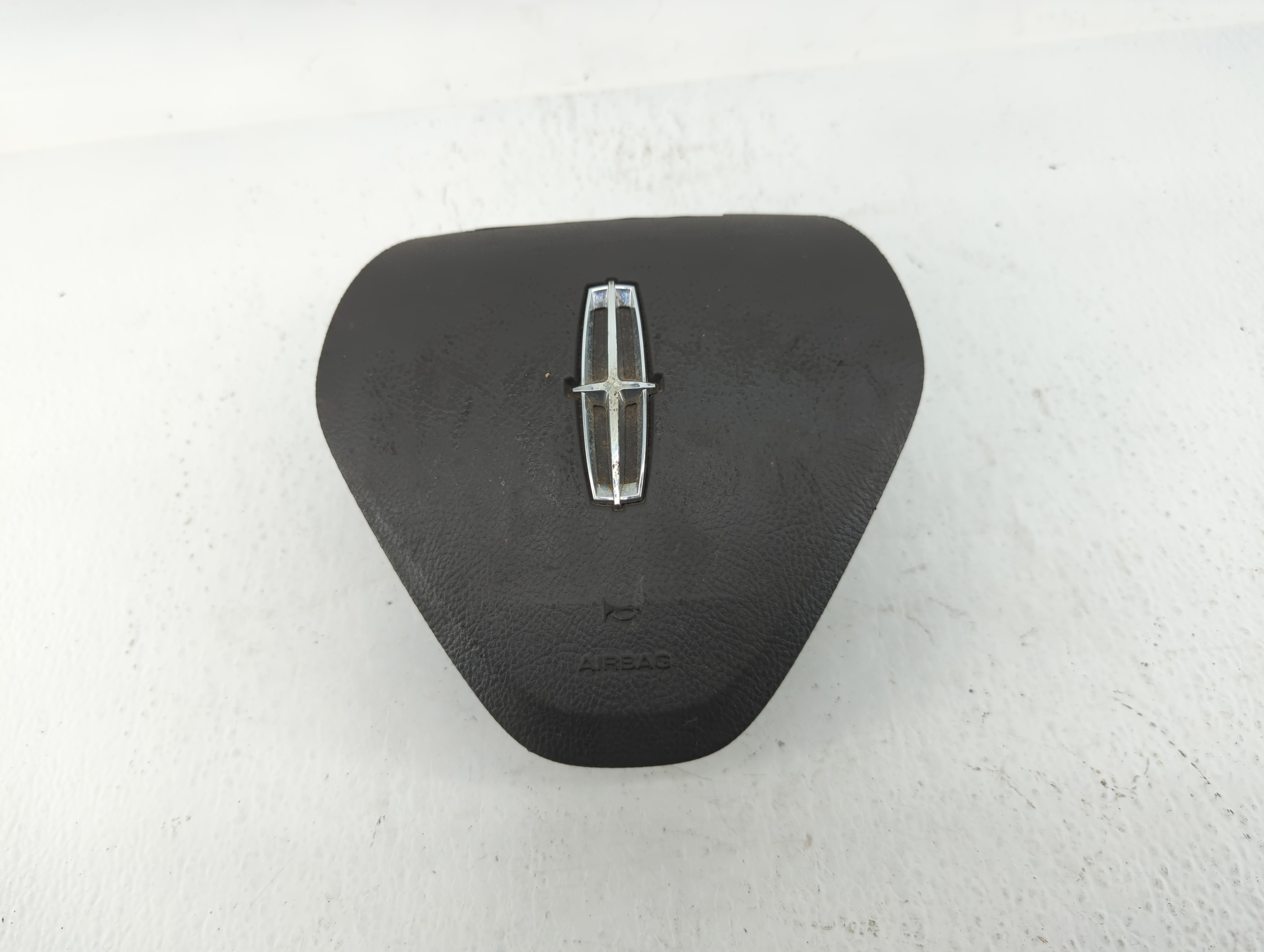 Picture of 2013-2019 Lincoln Mkt Air Bag Driver Left Steering Wheel Mounted 616911
